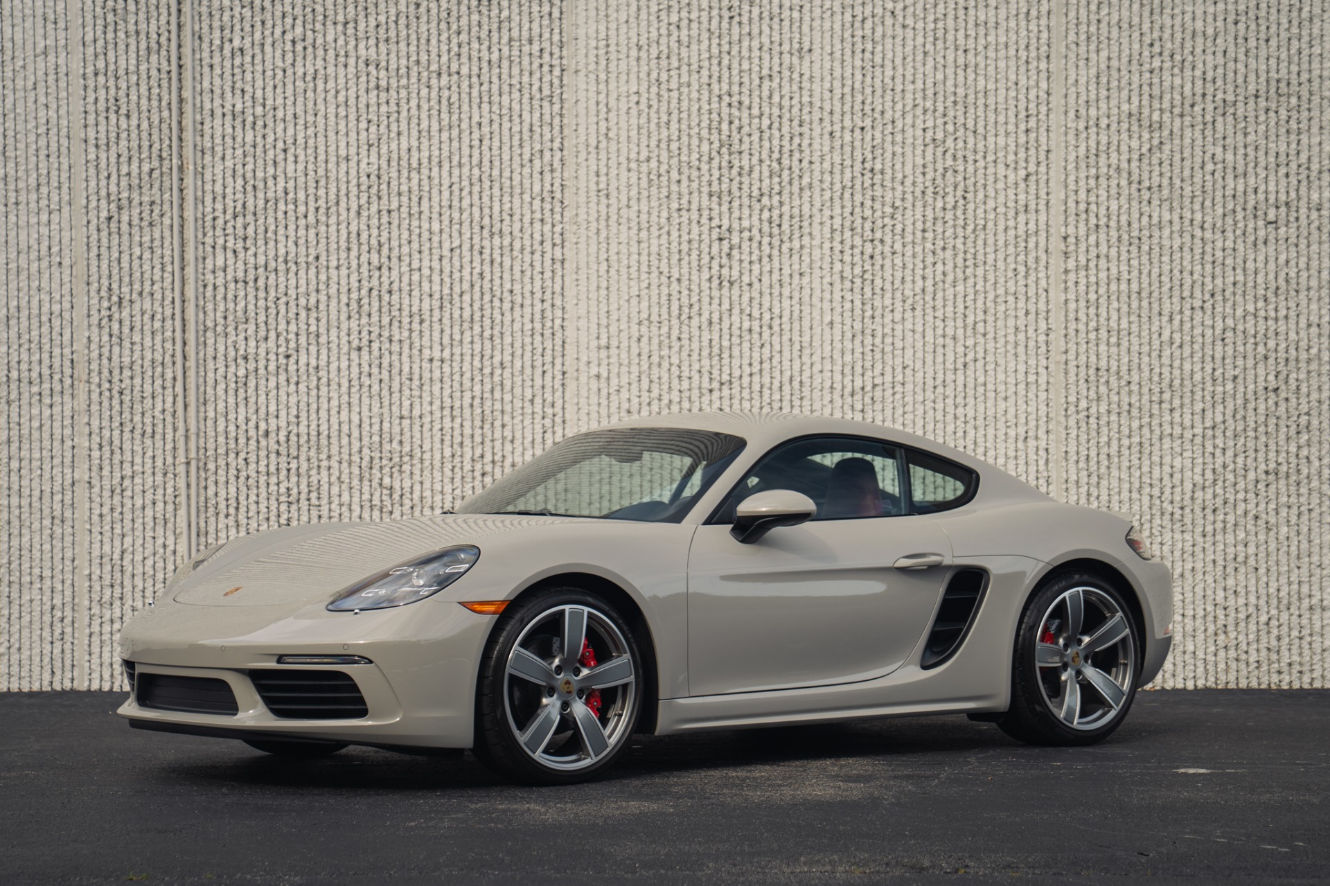 Chalk 2024 Porsche 718 Cayman Coupe Rear-Wheel Drive 