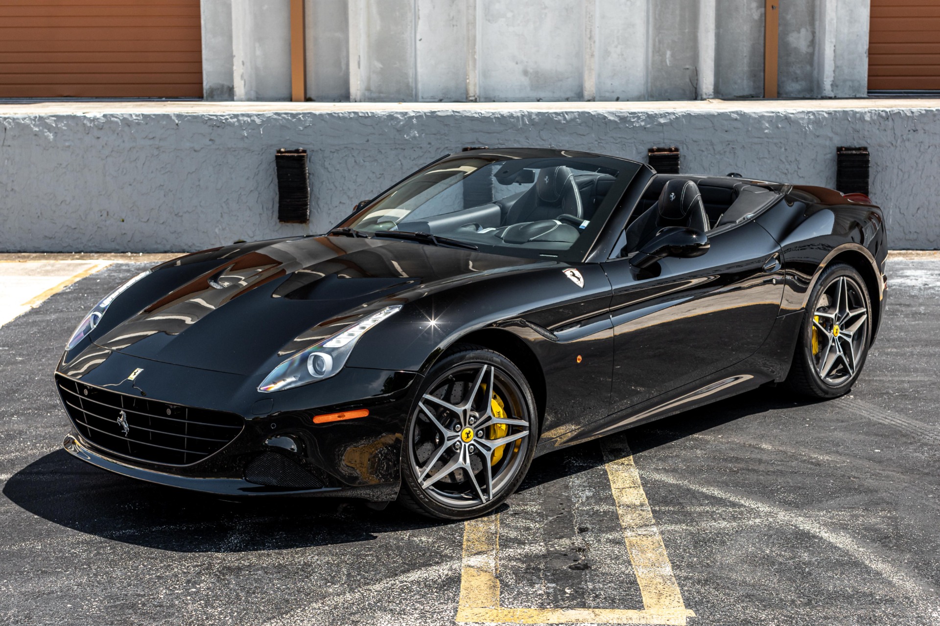 Nero DS 1250 2017 Ferrari California T Convertible Rear-Wheel Drive 7-Speed Automatic