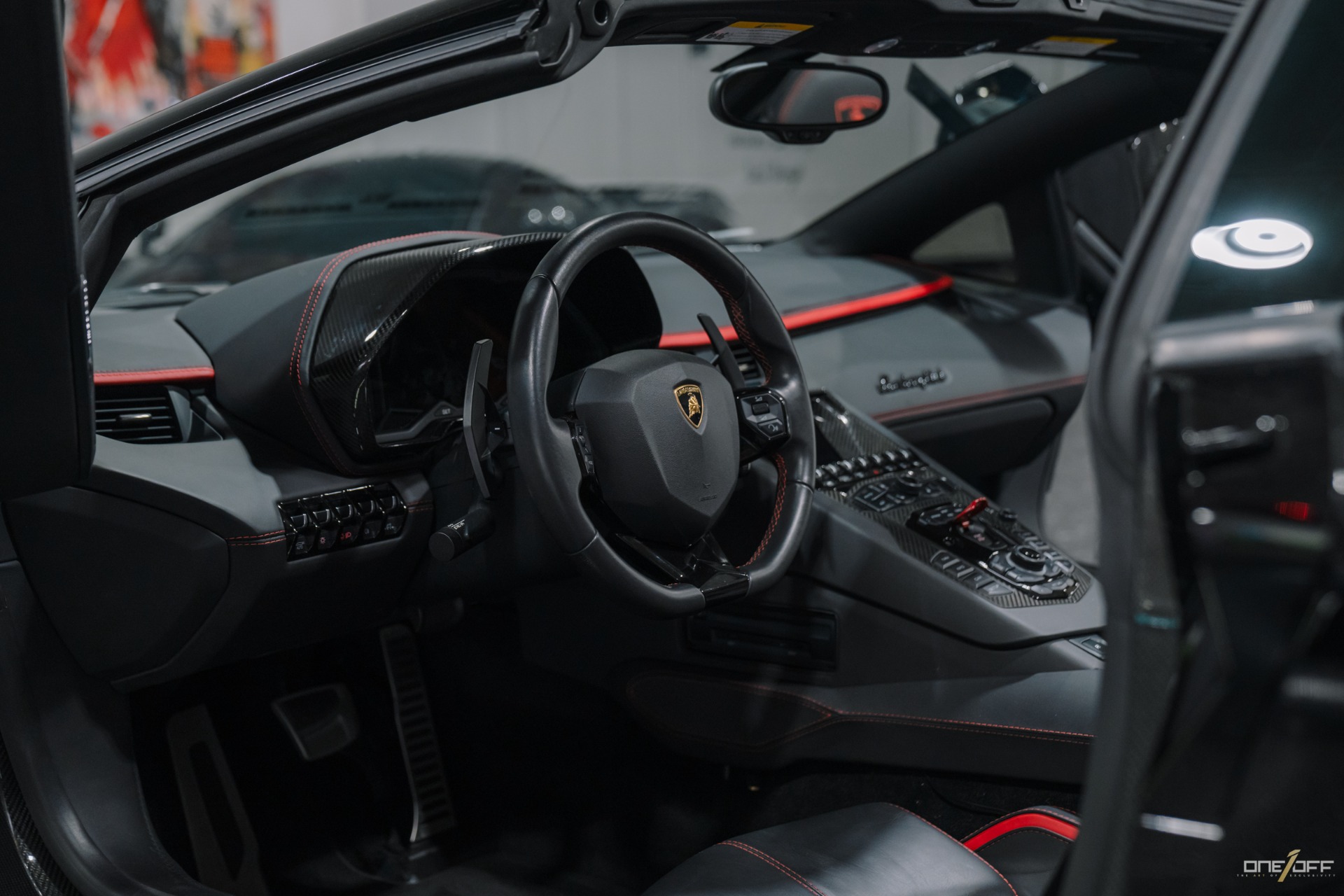 2018 Lamborghini Aventador S photo 2
