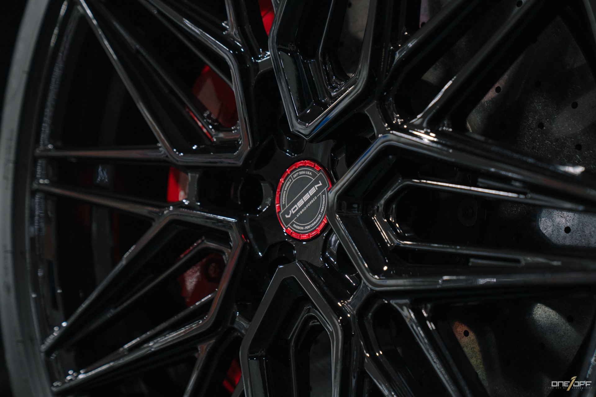 2019 Lamborghini Urus photo 4