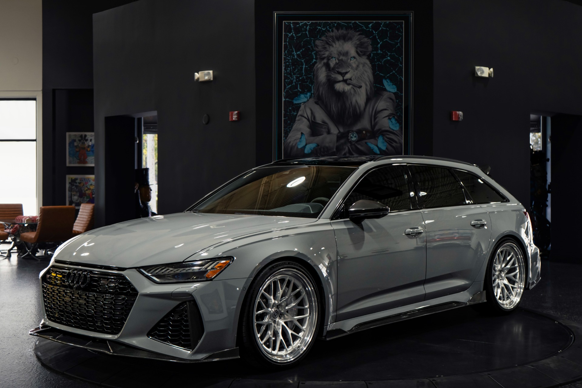 Used 2022 Audi RS6 Avant w/ Valvetronic, HRE, 1016 Carbon For Sale