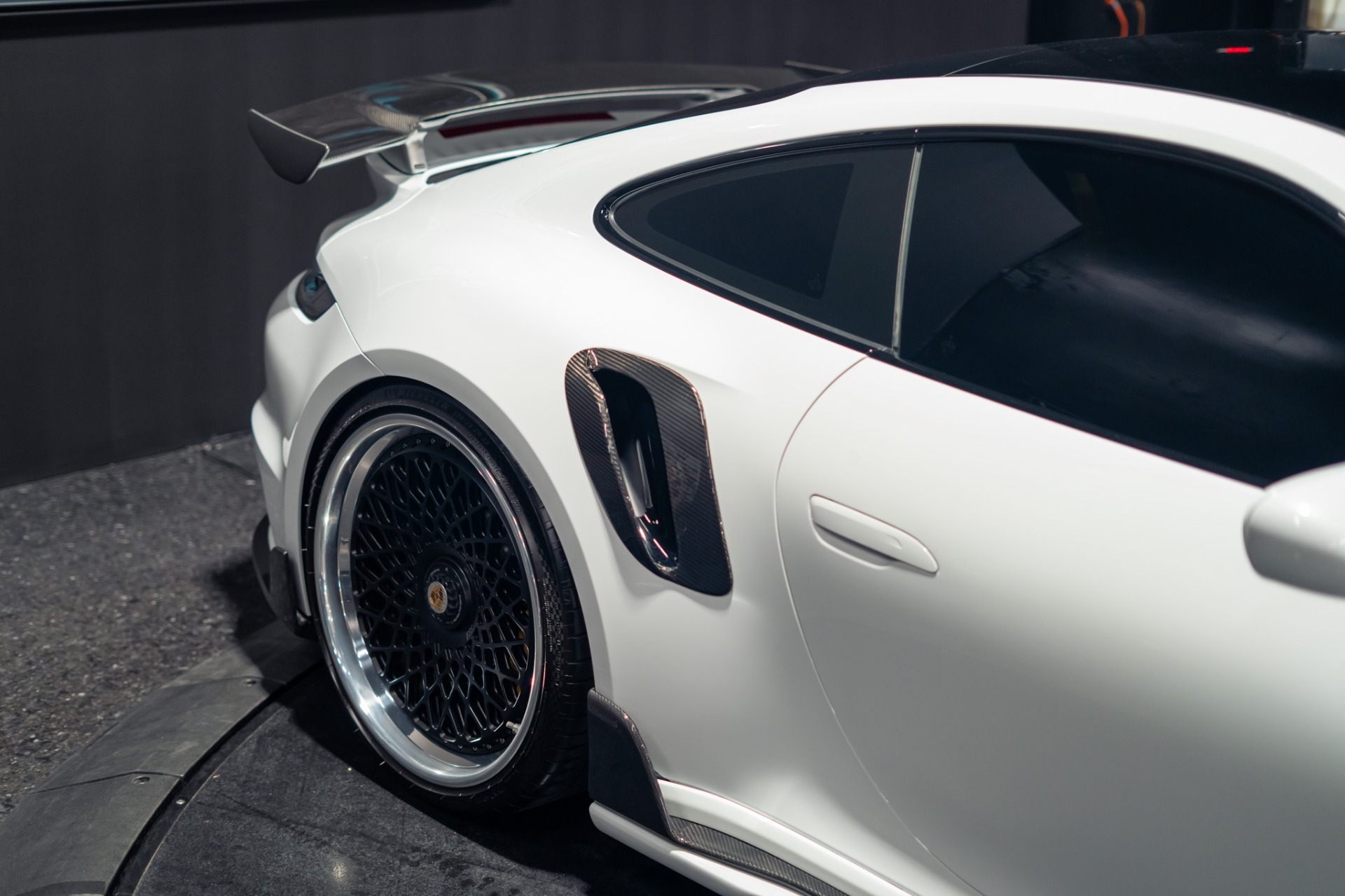 2022 Porsche 911 Turbo S - Photo 13