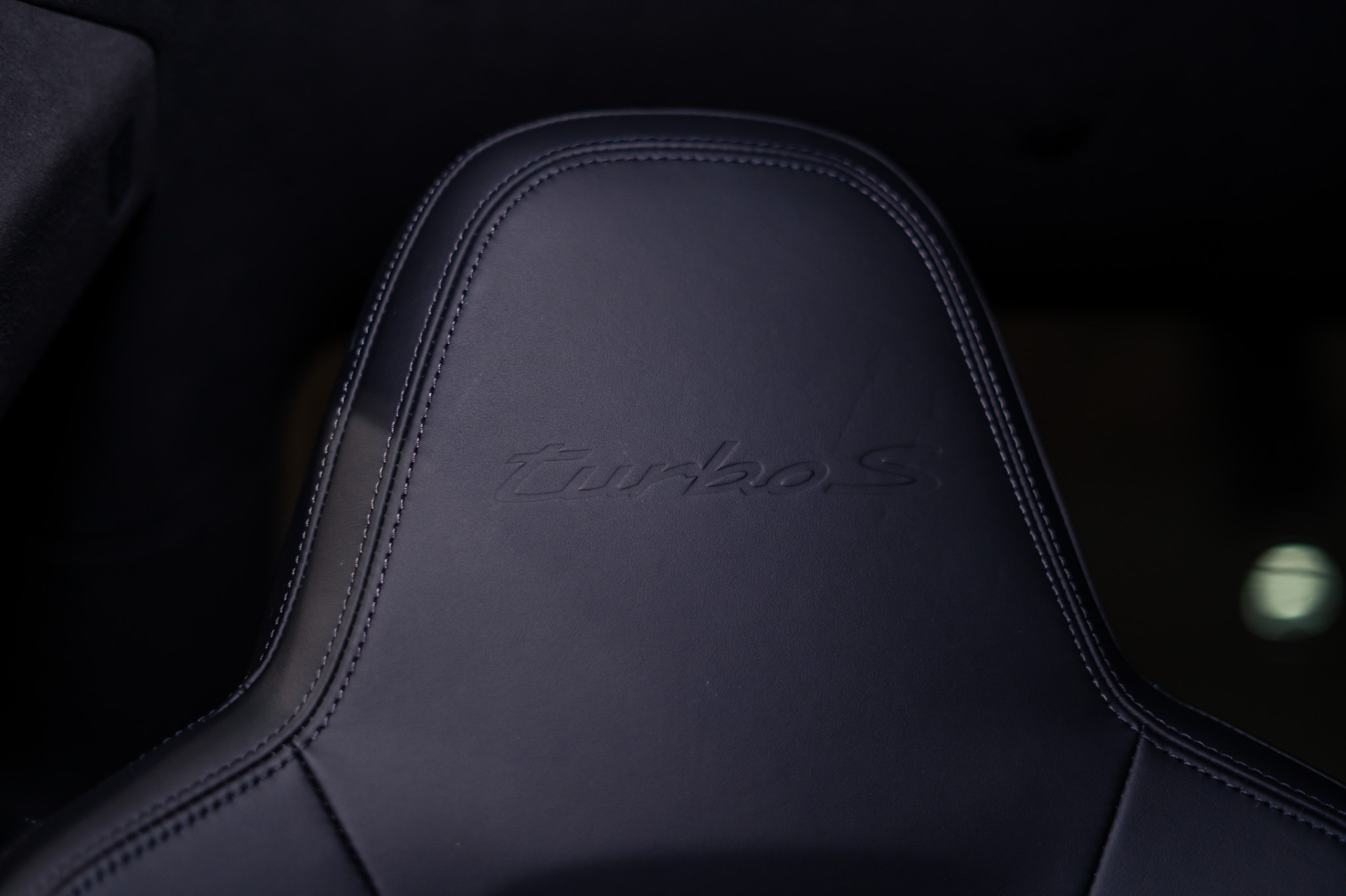 2022 Porsche 911 Turbo S - Photo 29