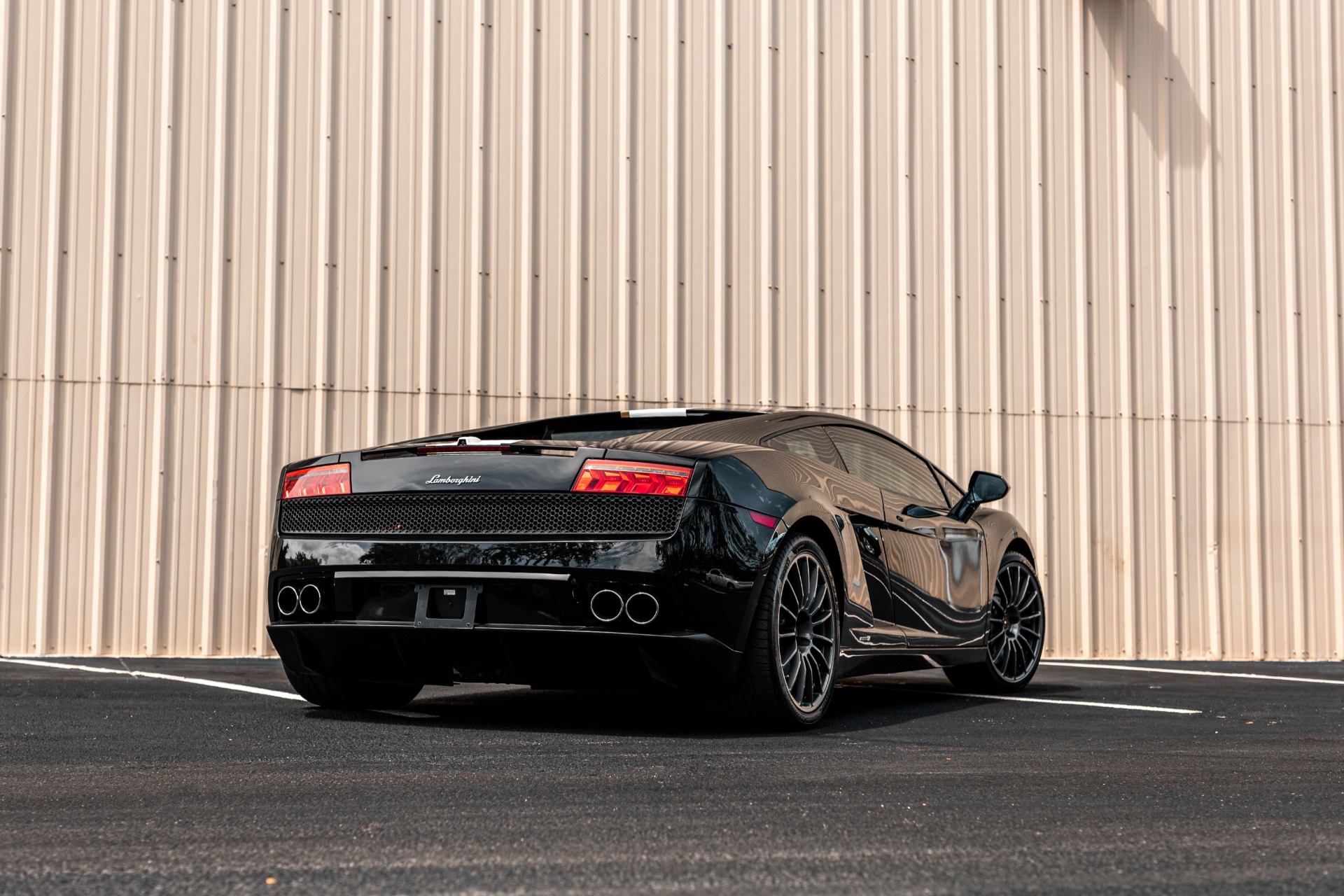 Used-2010-Lamborghini-Gallardo