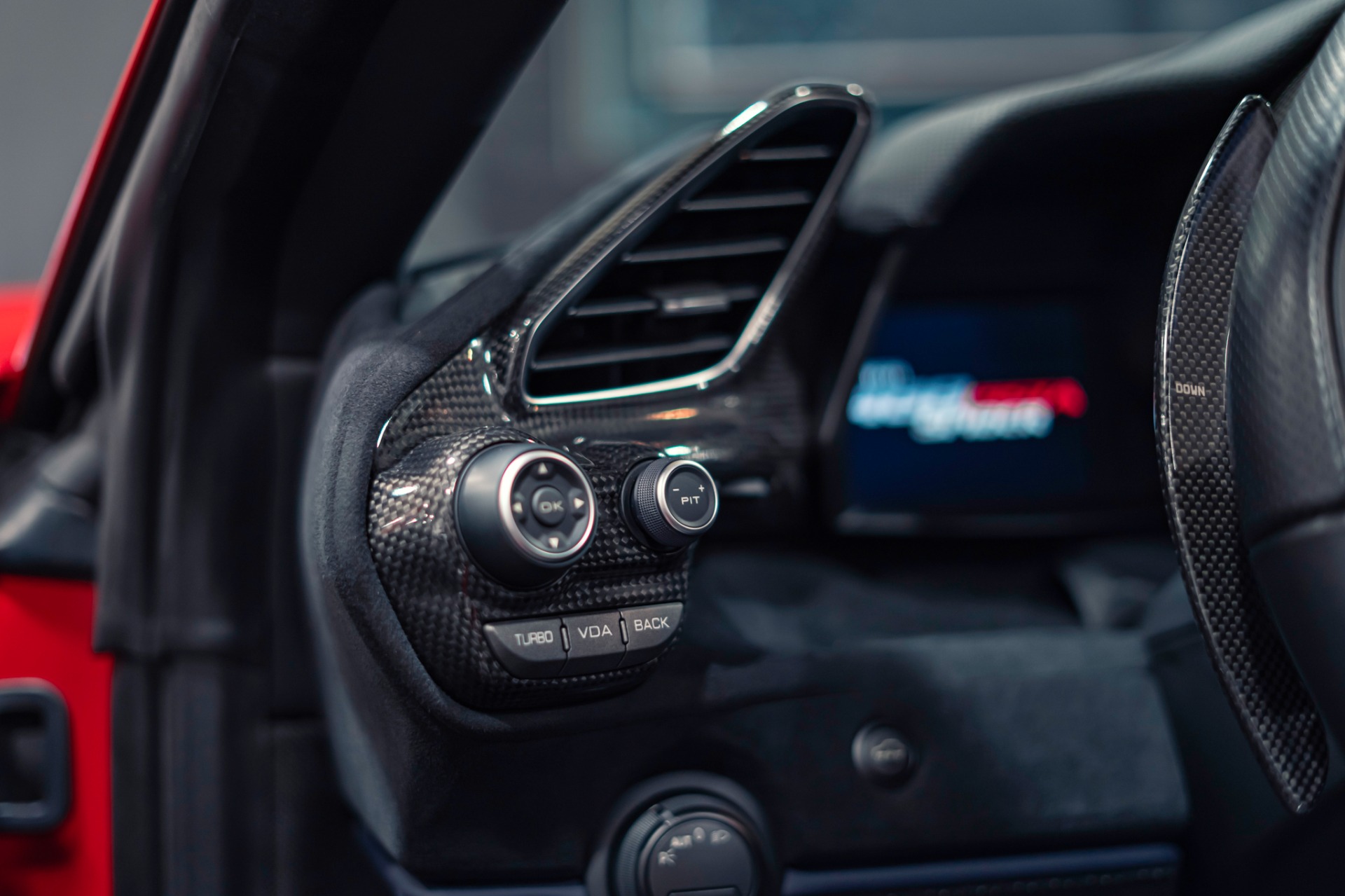 2020 Ferrari 488 Pista - Photo 8