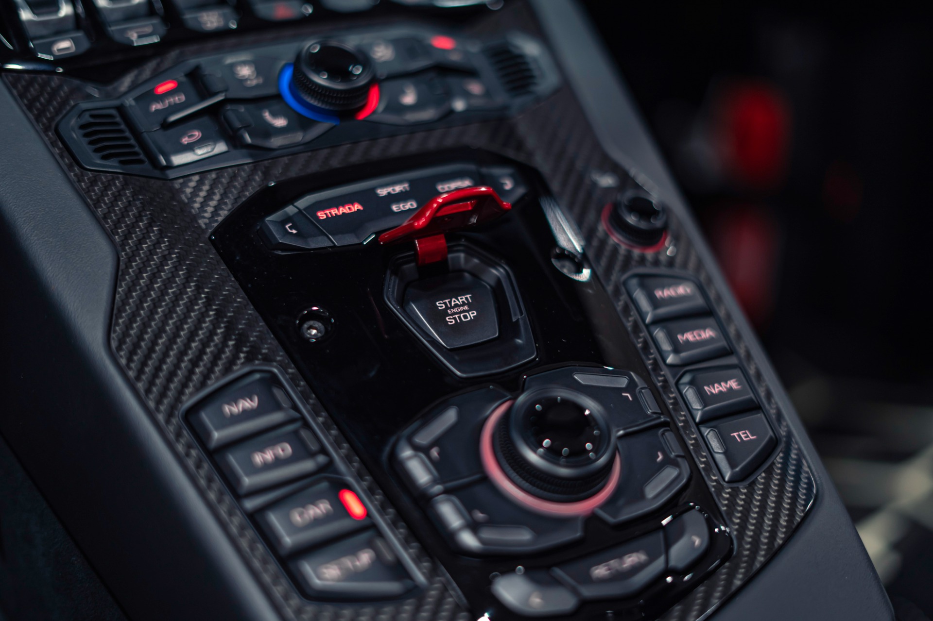 2020 Lamborghini Aventador SVJ - Photo 28