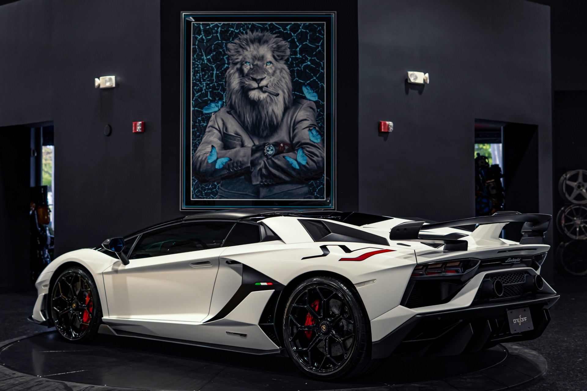 2020 Lamborghini Aventador SVJ - Photo 7