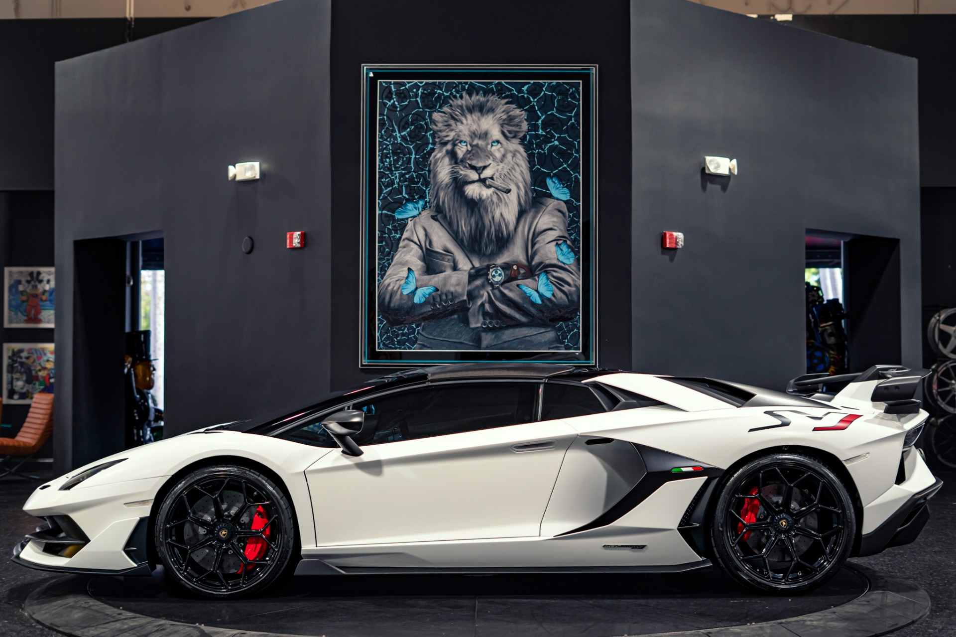 2020 Lamborghini Aventador SVJ - Photo 8