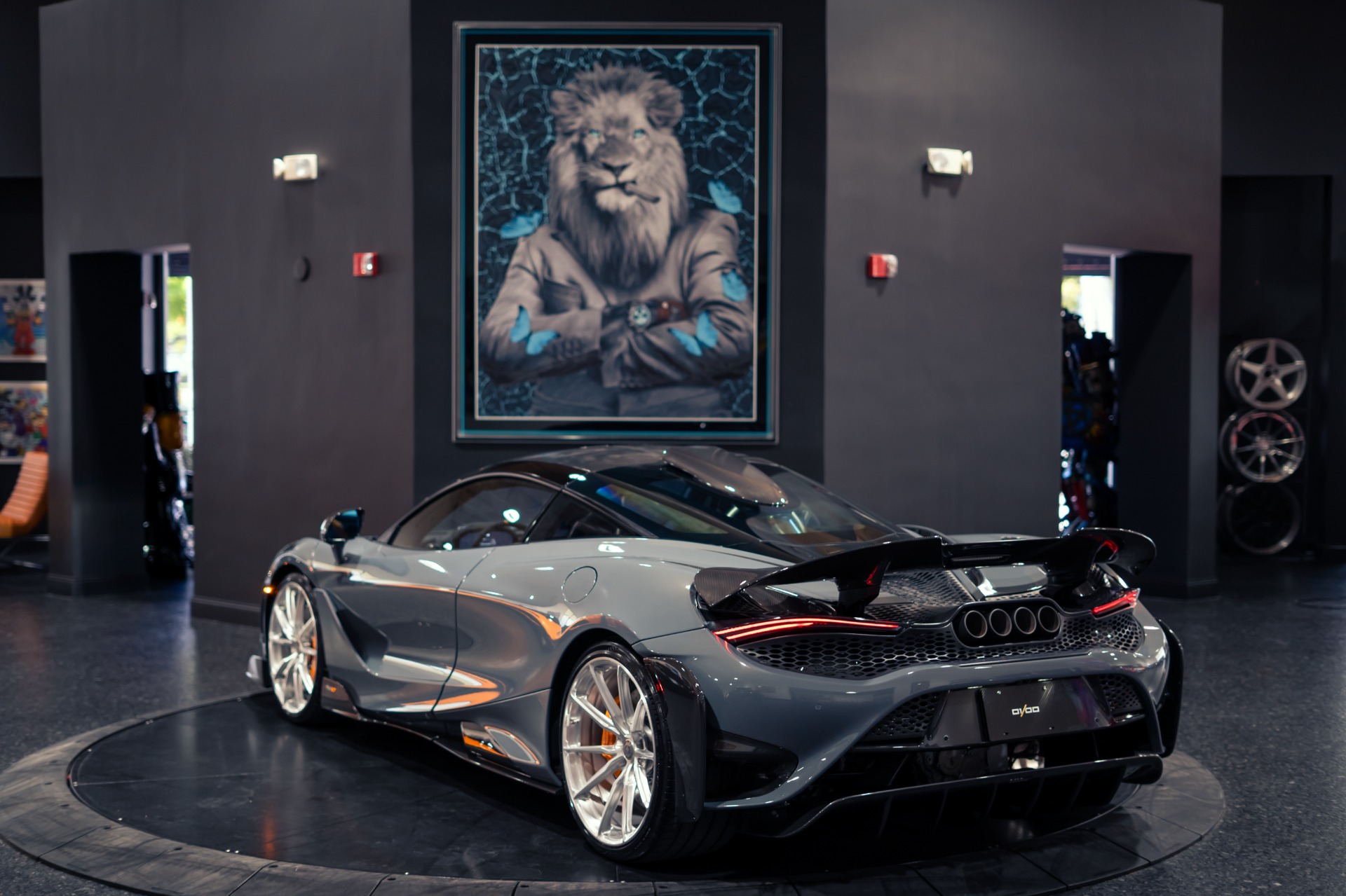 Used 2021 McLaren 765LT $568,000 MSRP Chicane Effect Grey, Carbon