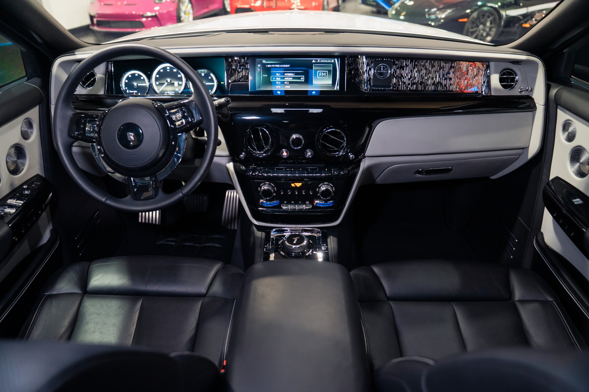 2020 Rolls-Royce Phantom Base - Photo 13