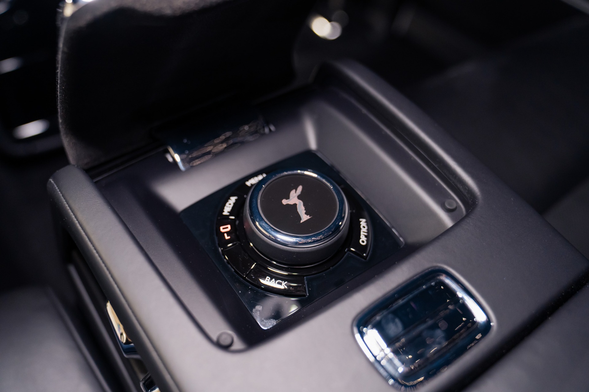 2020 Rolls-Royce Phantom Base - Photo 19
