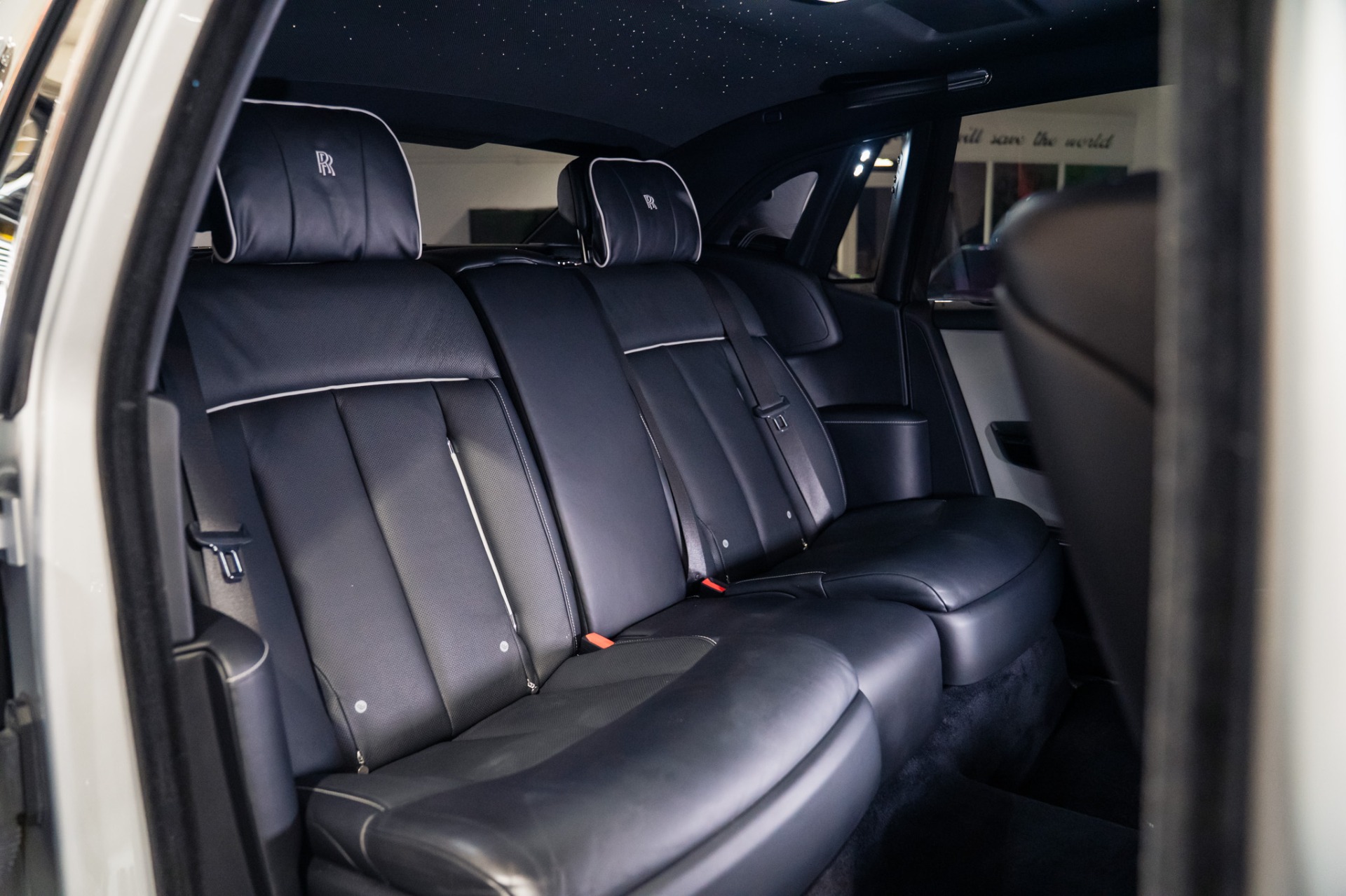 2020 Rolls-Royce Phantom Base - Photo 22