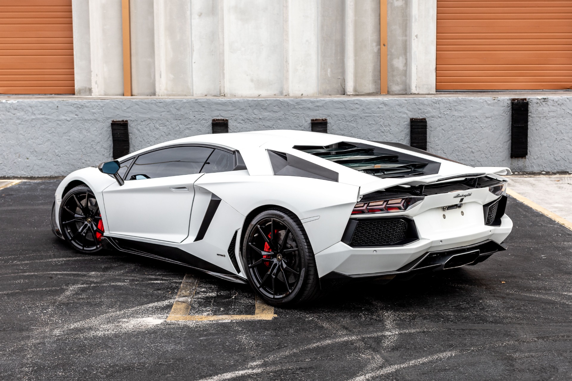 Used-2016-Lamborghini-