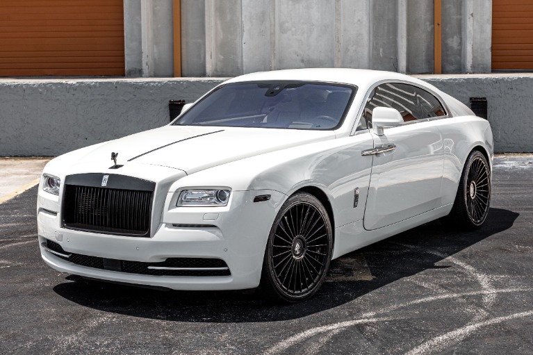ROLLS ROYCE WRAITH 2019rollsroycewraithnightvisionadaptivecruisestarlightlikenew  Used  the parking