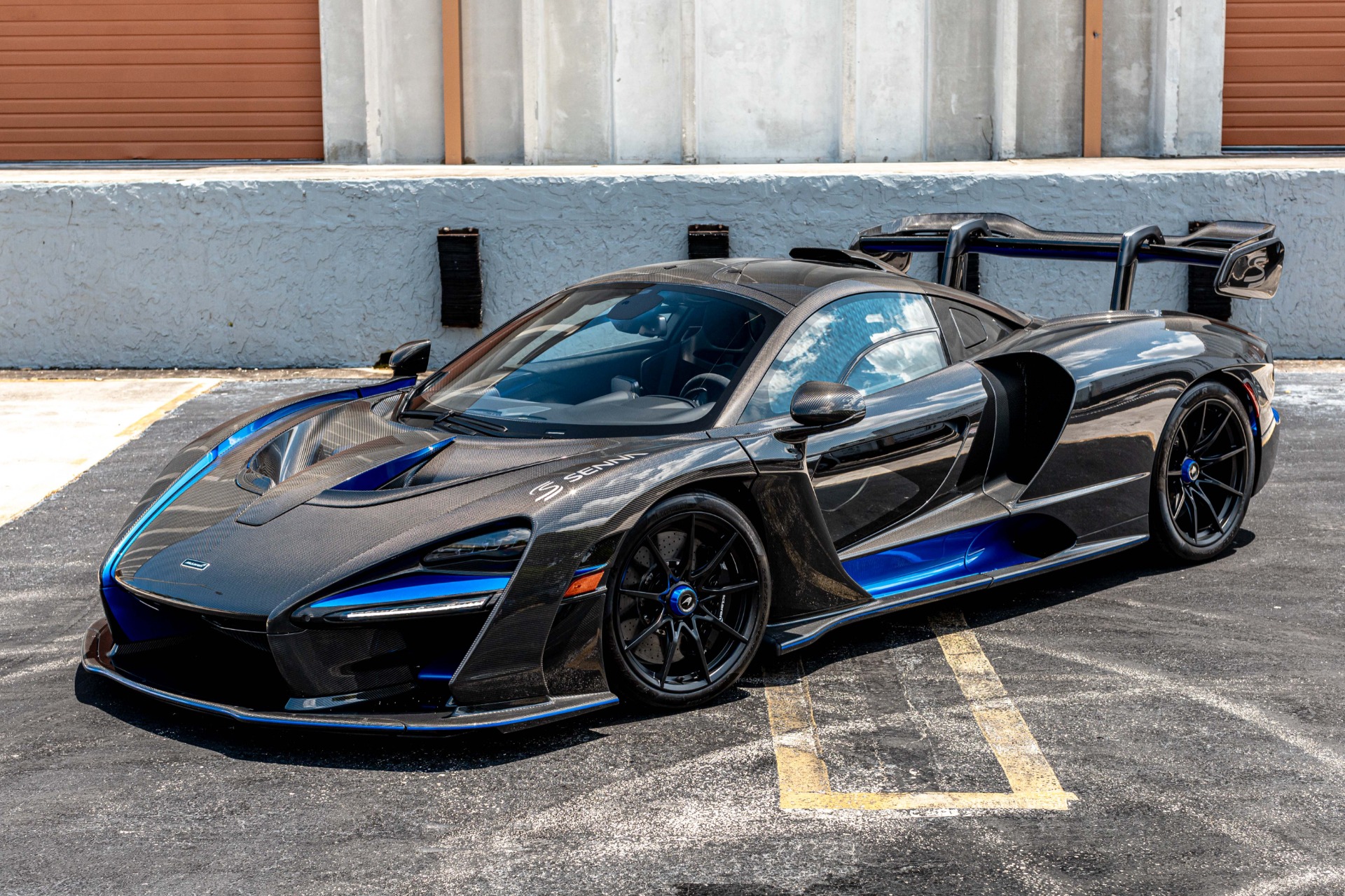 Used 2019 McLaren Senna 1/3 in gloss Carbon, 1.38M msrp, Electric Blue