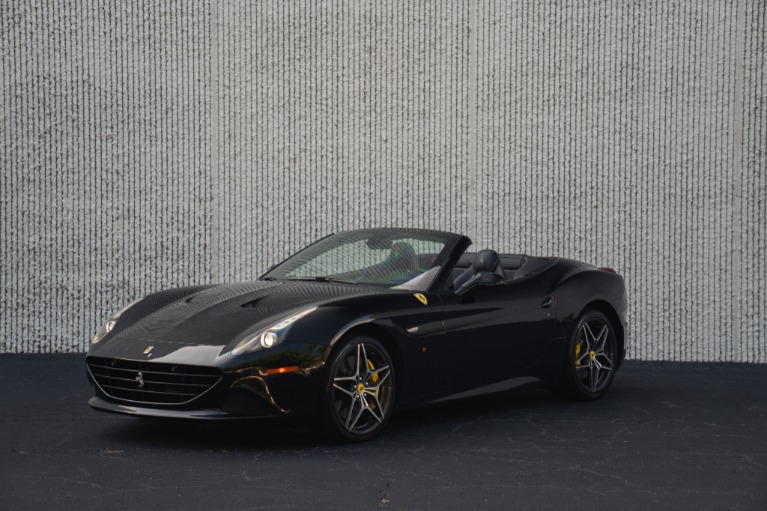 2017 Ferrari California T Base