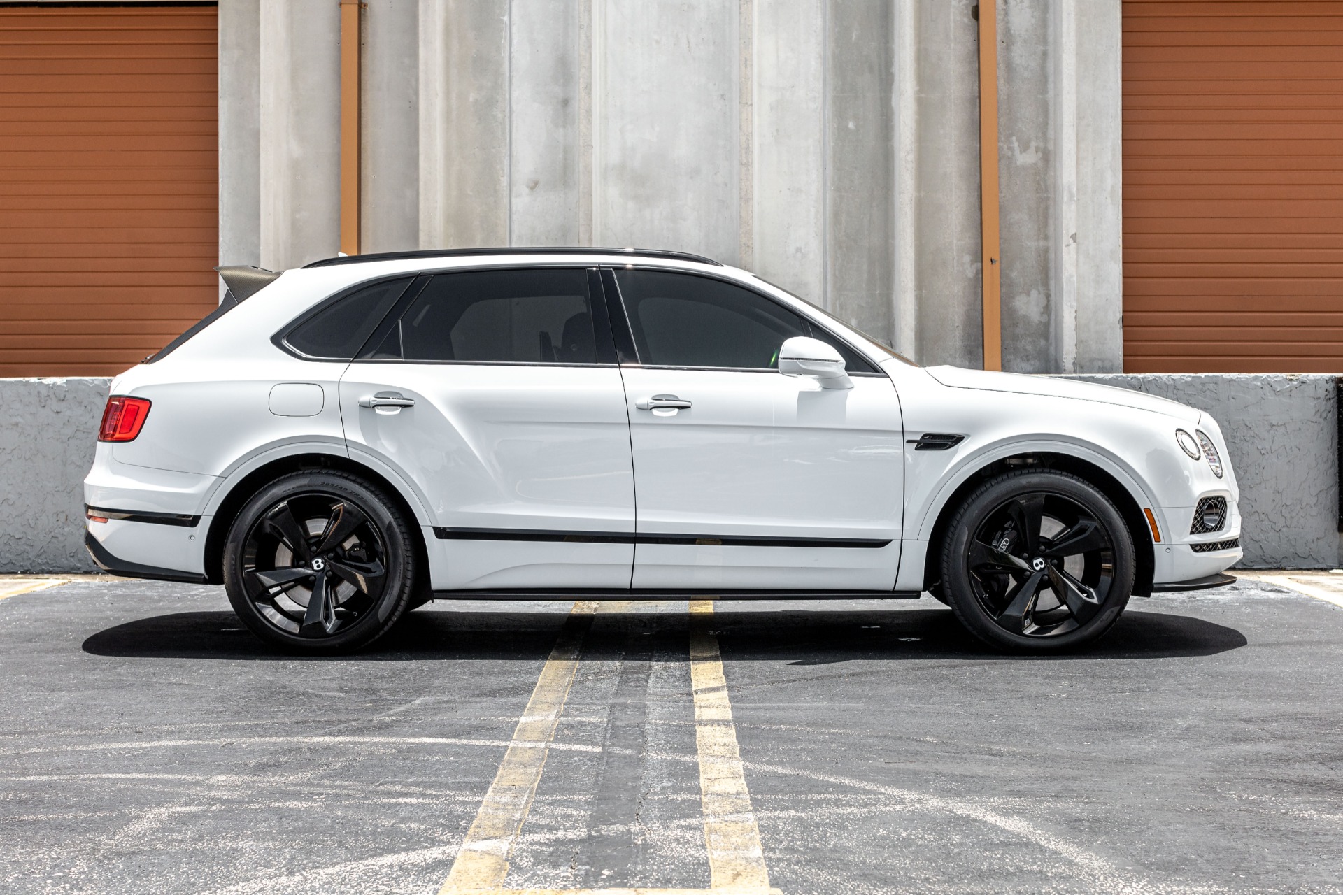 Used 2019 Bentley Bentayga V8 w/ CPO, $253K MSRP, 3RD ROW Used 2019 Bentley Bentayga V8 w/ CPO, $253K MSRP, 3RD ROW