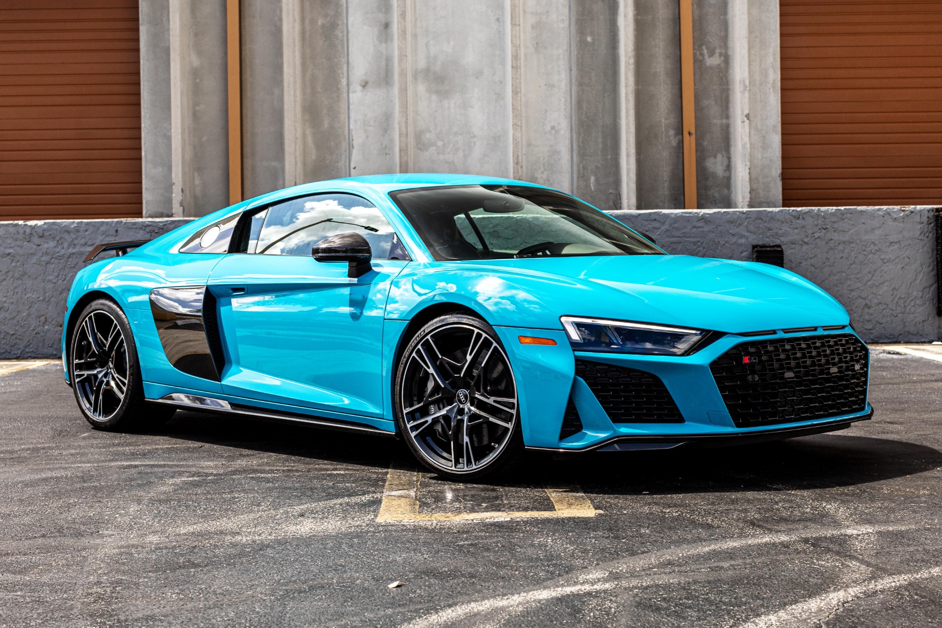 2022 Audi R8 Blue