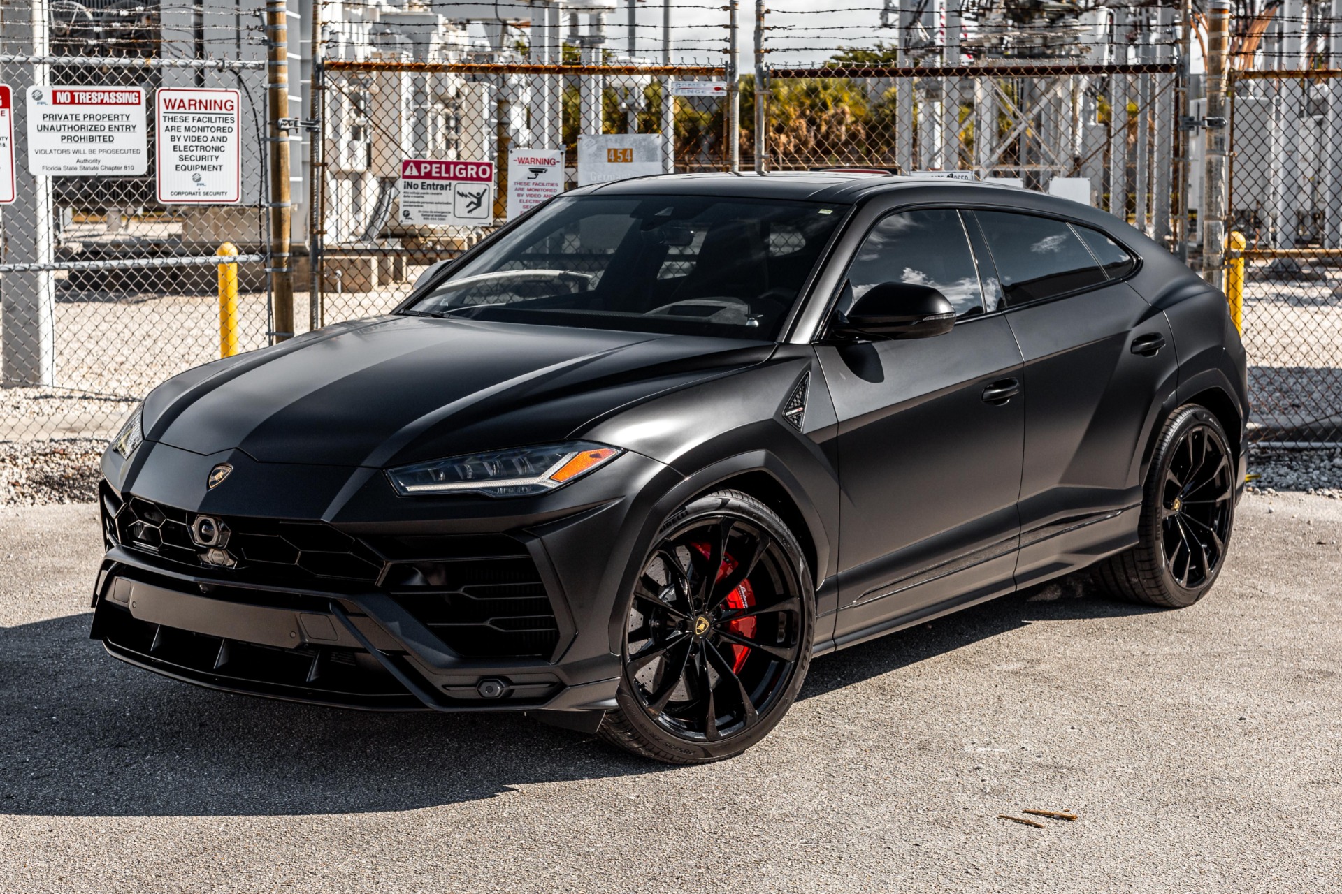 Used 2022 Urus ONE OWNER, FULL STEALTH PPF, 3D B&O SOUND