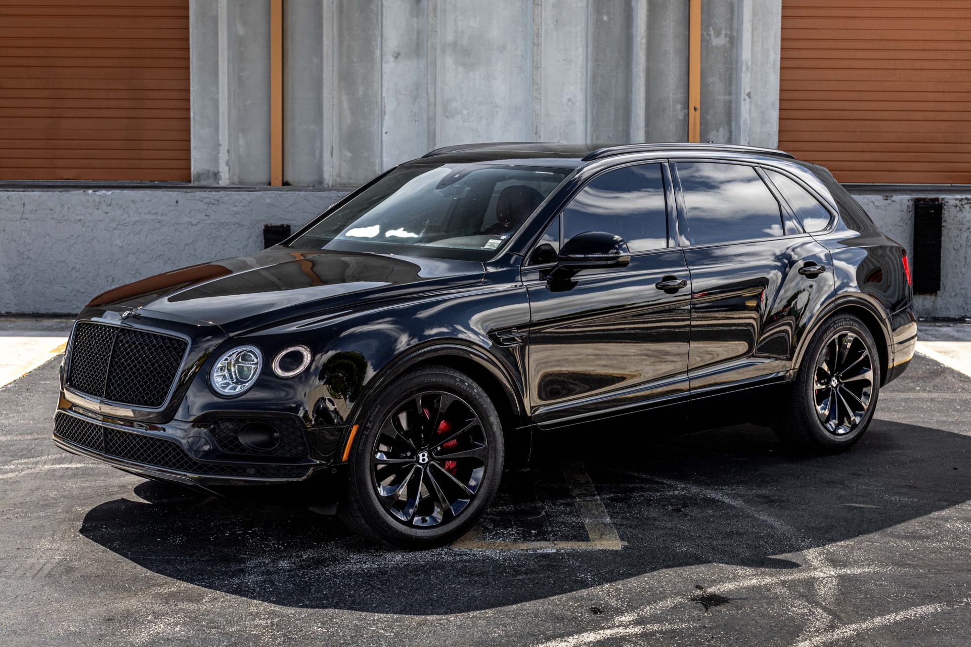 Used 2018 Bentley Bentayga W12 w/ FULL Gloss Black Exterior