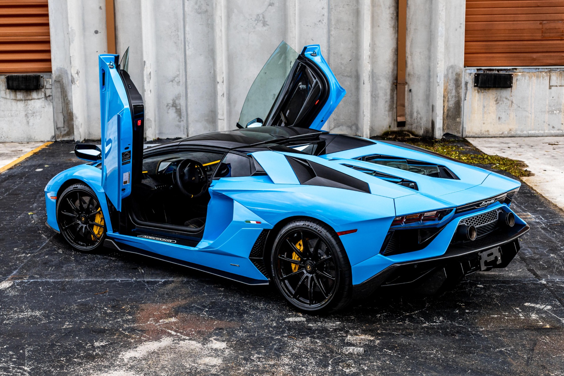 Totaled 2022 Lamborghini Aventador Ultimae Pops Up on Copart With Just  1,064 Miles