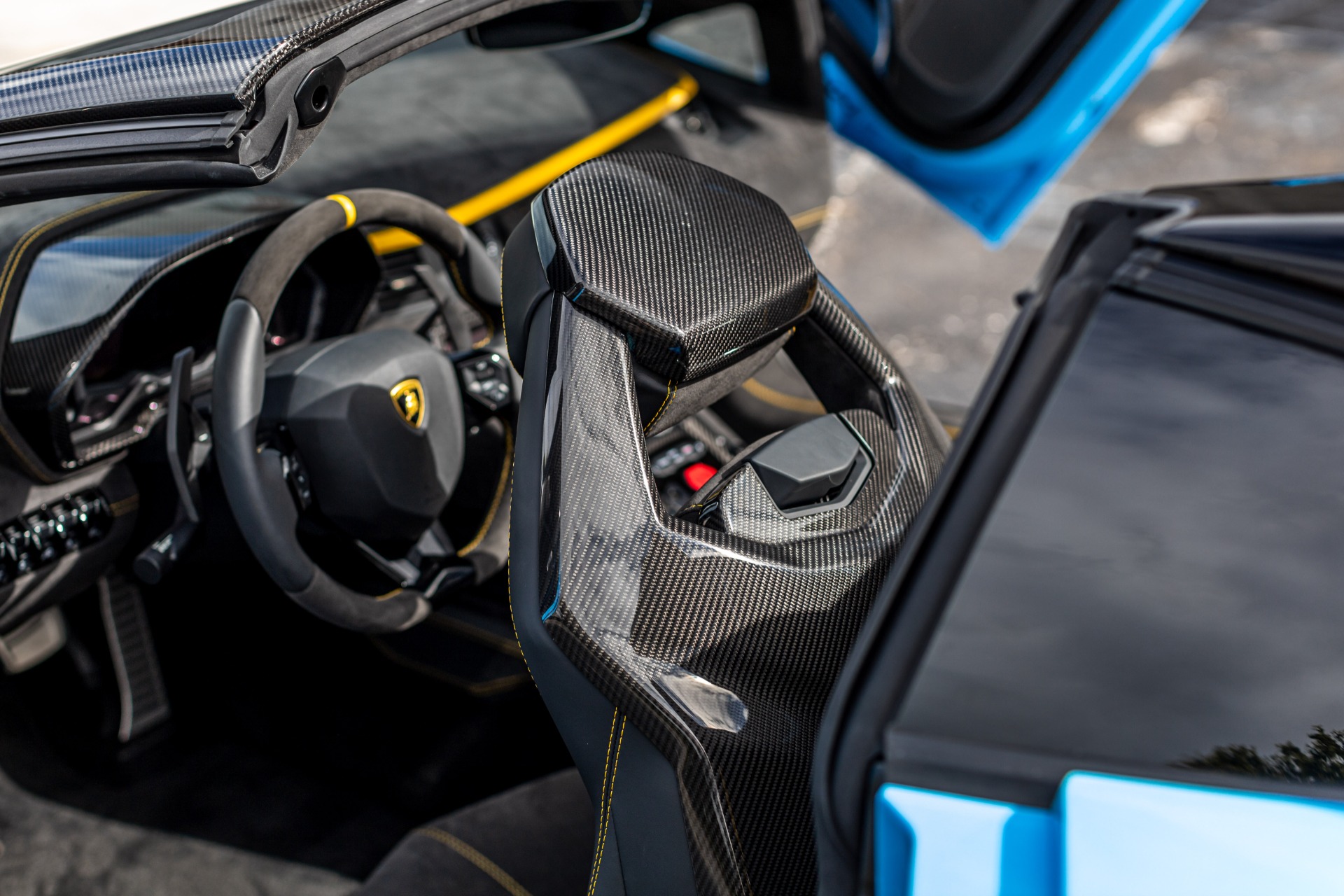 ランボルギーニ・ヴエネーフ Used-2022-Lamborghini-