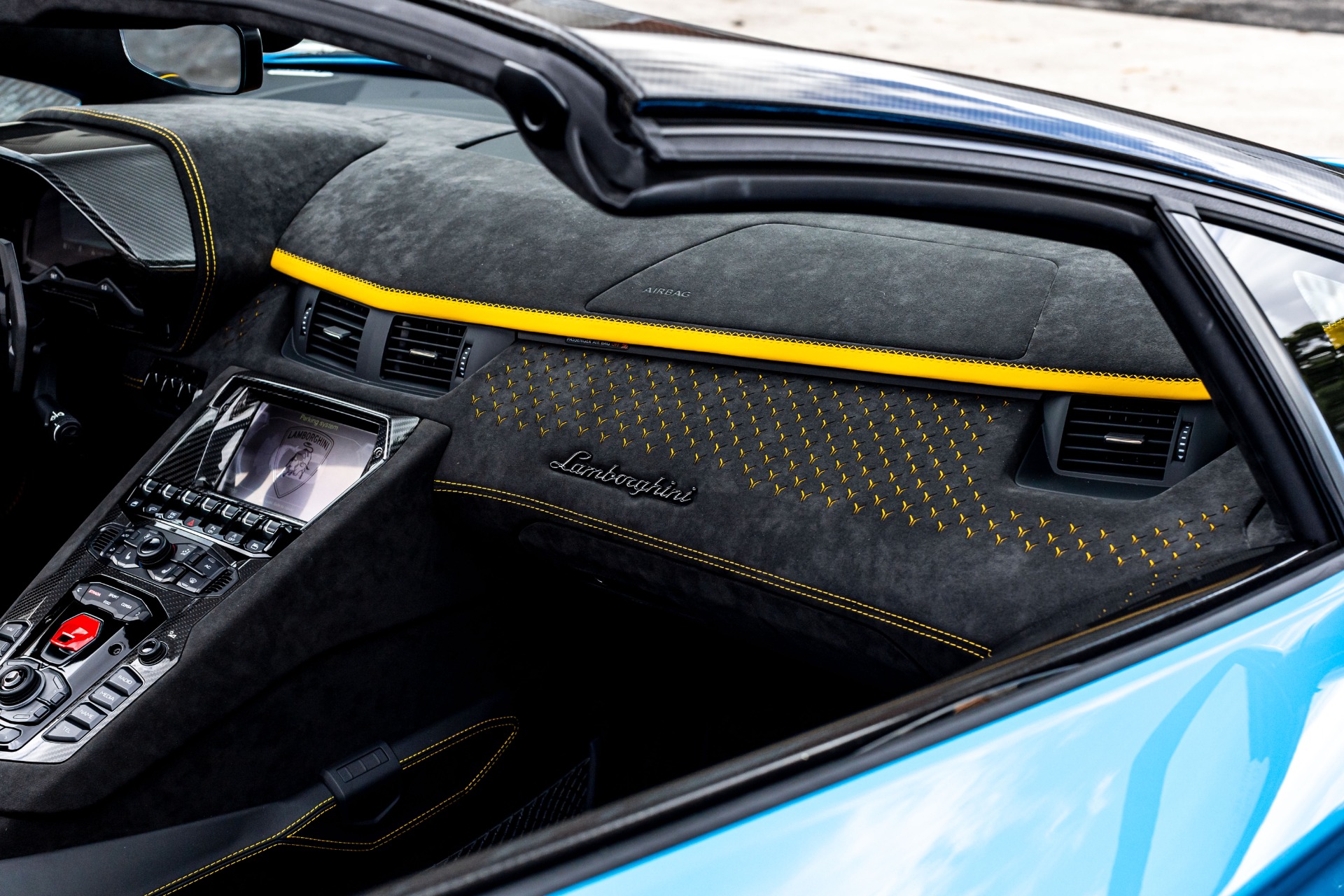Used-2022-Lamborghini-