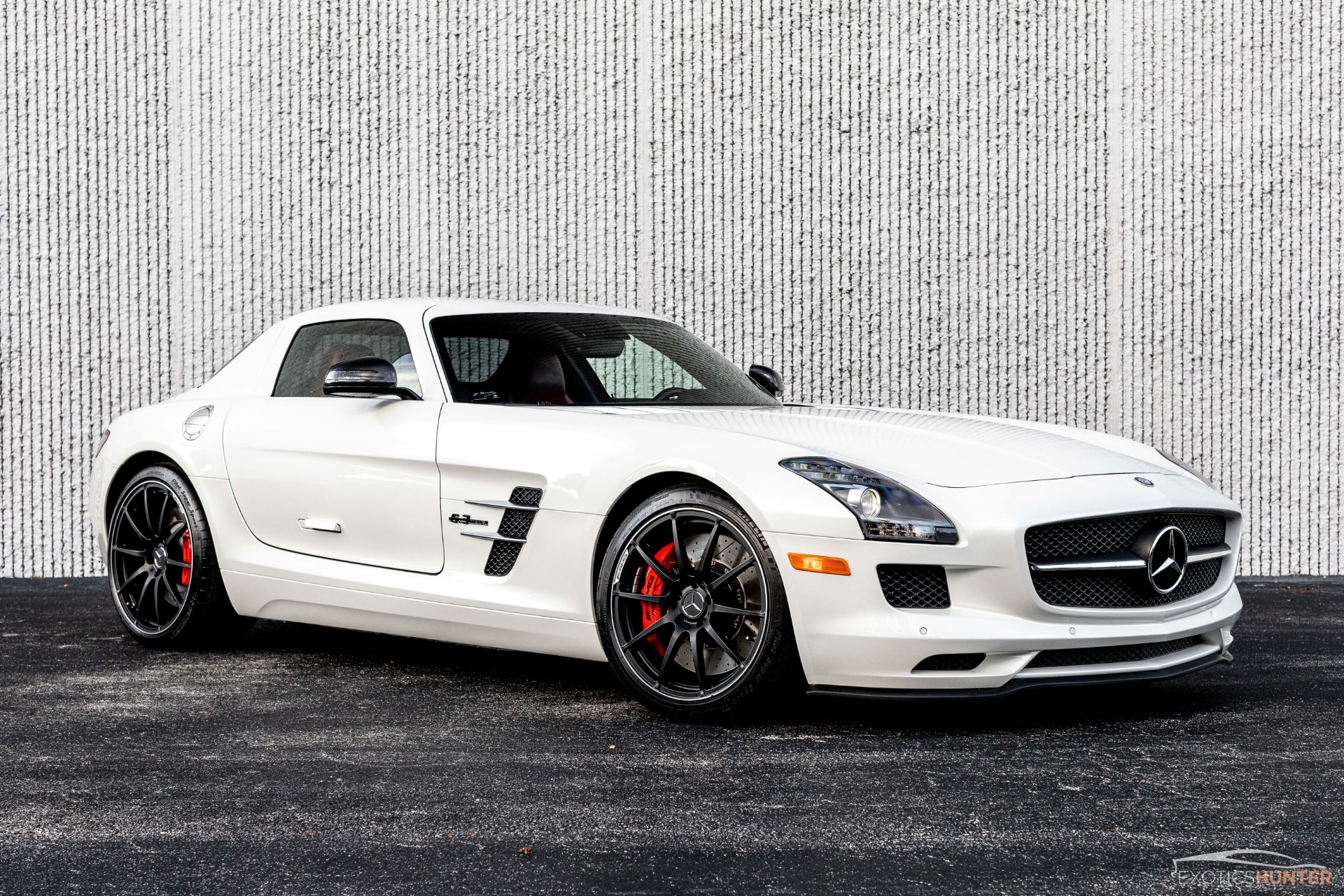 2012 Mercedes Benz SLS AMG photo 3