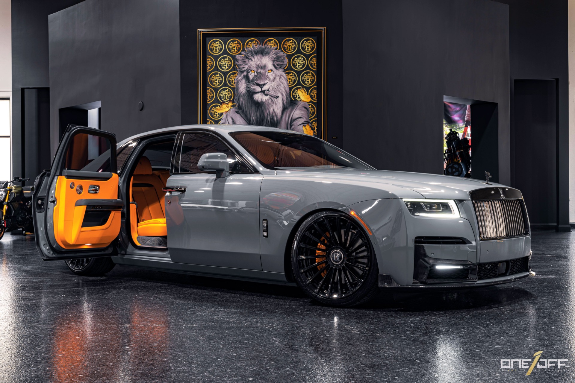 Used-2022-Rolls-Royce-Ghost-