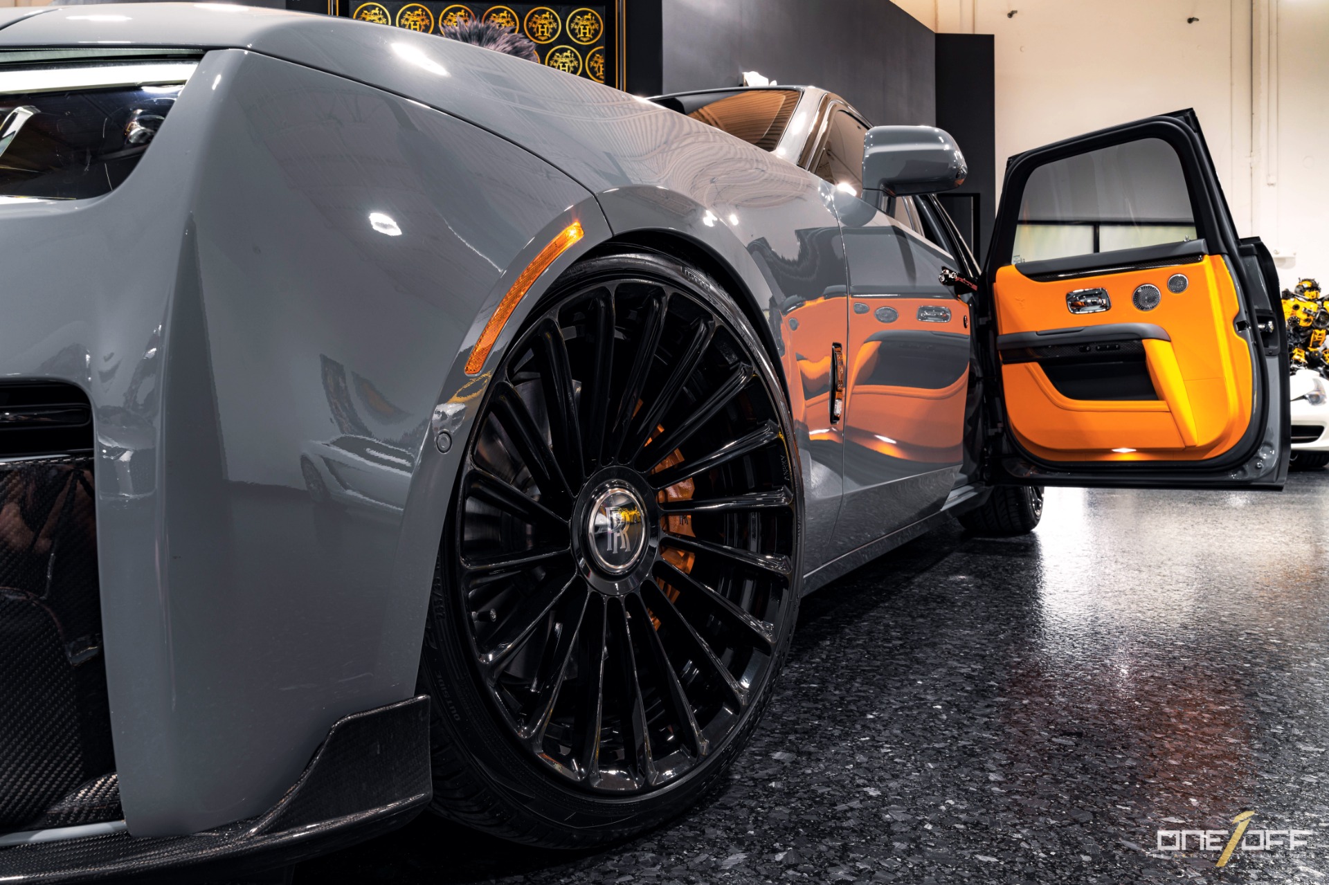 人気商品の Used-2022-Rolls-Royce-Ghost- ラケット(軟式用)