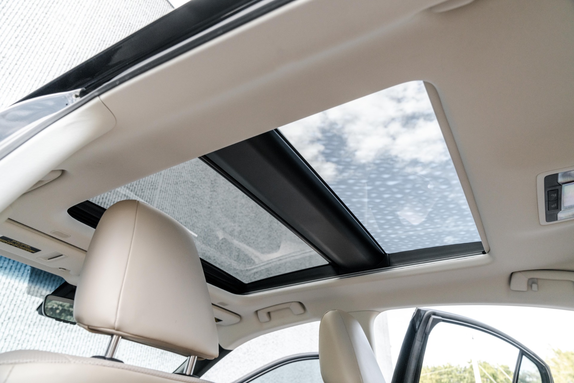 Roof Kit | LEXUS ES 350 LUXURY 2019 Roof Kit | LEXUS ES 350 LUXURY 2019