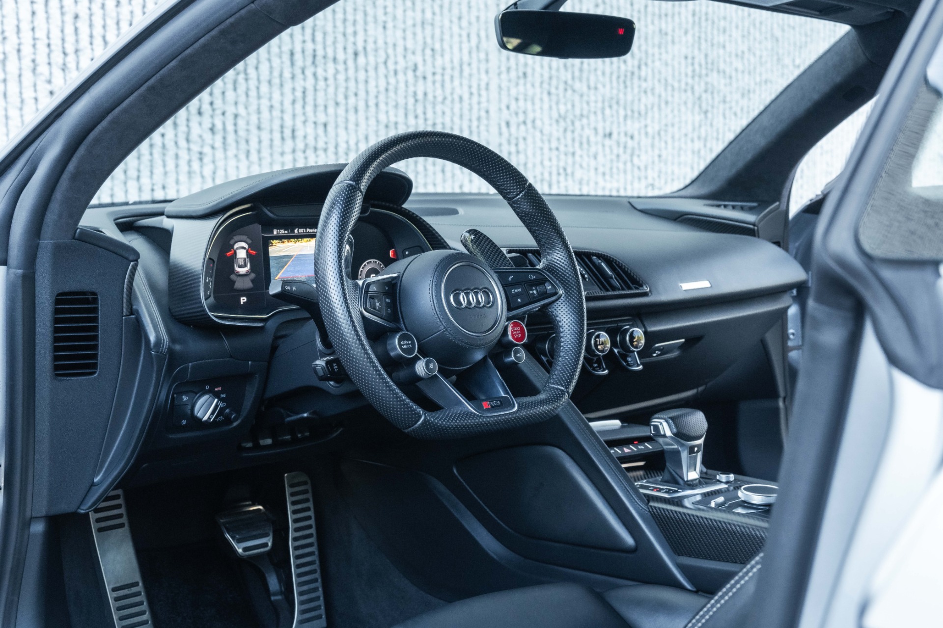 2017 Audi R8 V10 Plus Coupe photo 2