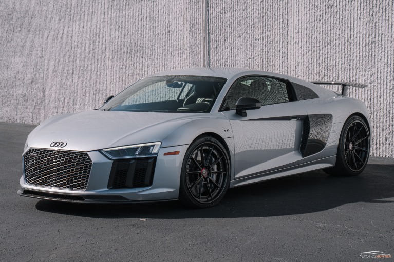 2017 Audi R8 Base's photo