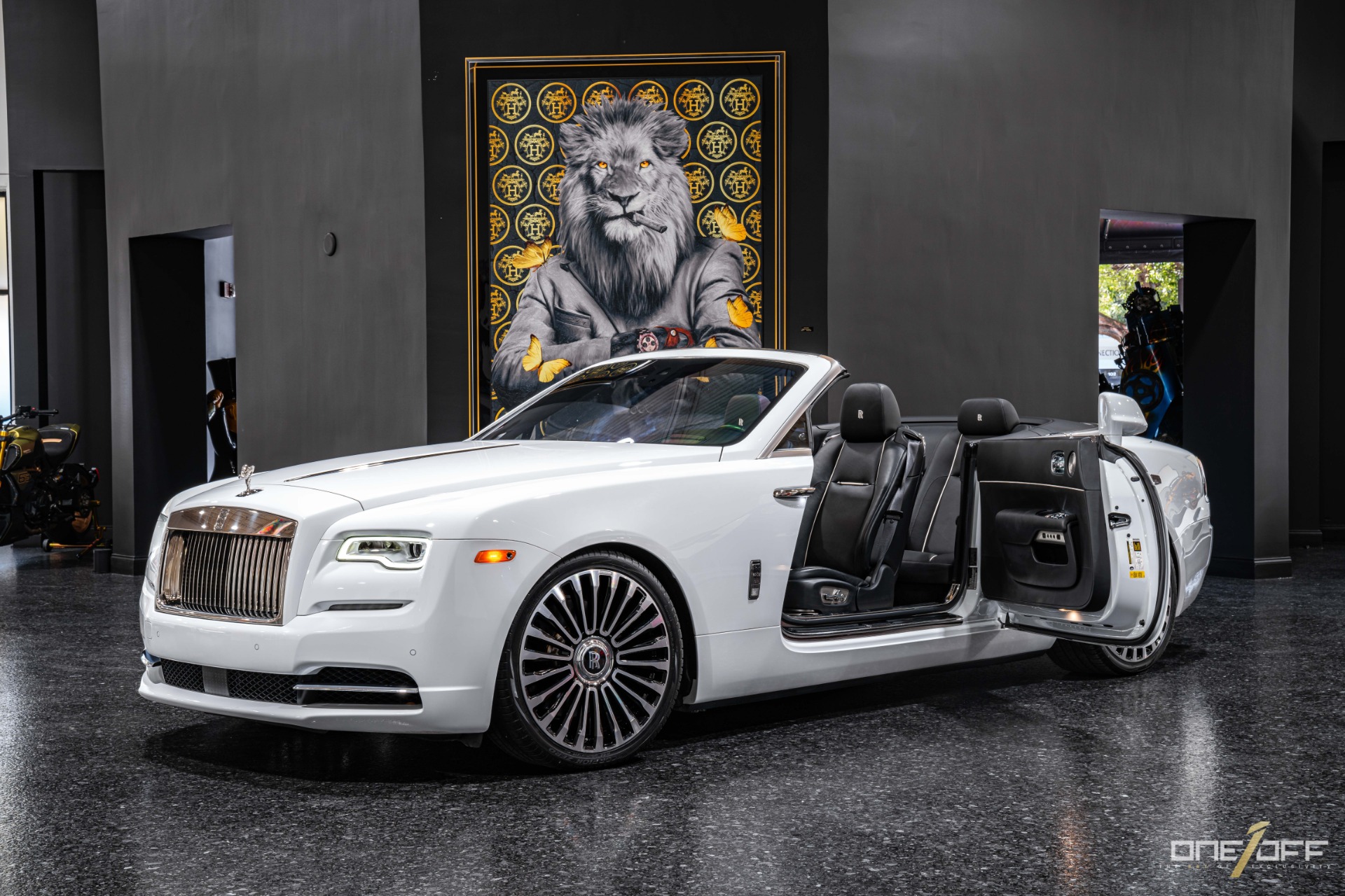 2023 Rolls-Royce Ghost - New Luxury Ship by MANSORY 