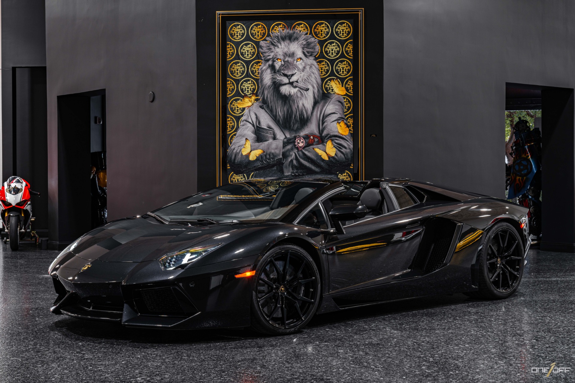 Used 2014 Lamborghini Aventador LP 700-4 Roadster w/ Dione Forged Wheels,  Transparent Engine Cover Carbon For Sale ($369,000) Exotics Hunter  Stock #A02455