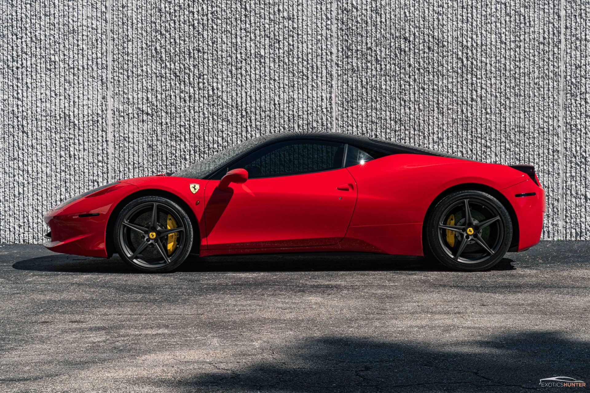 Used 2012 Ferrari 458 Italia Red/Tan w/ Carbon Steering Wheel