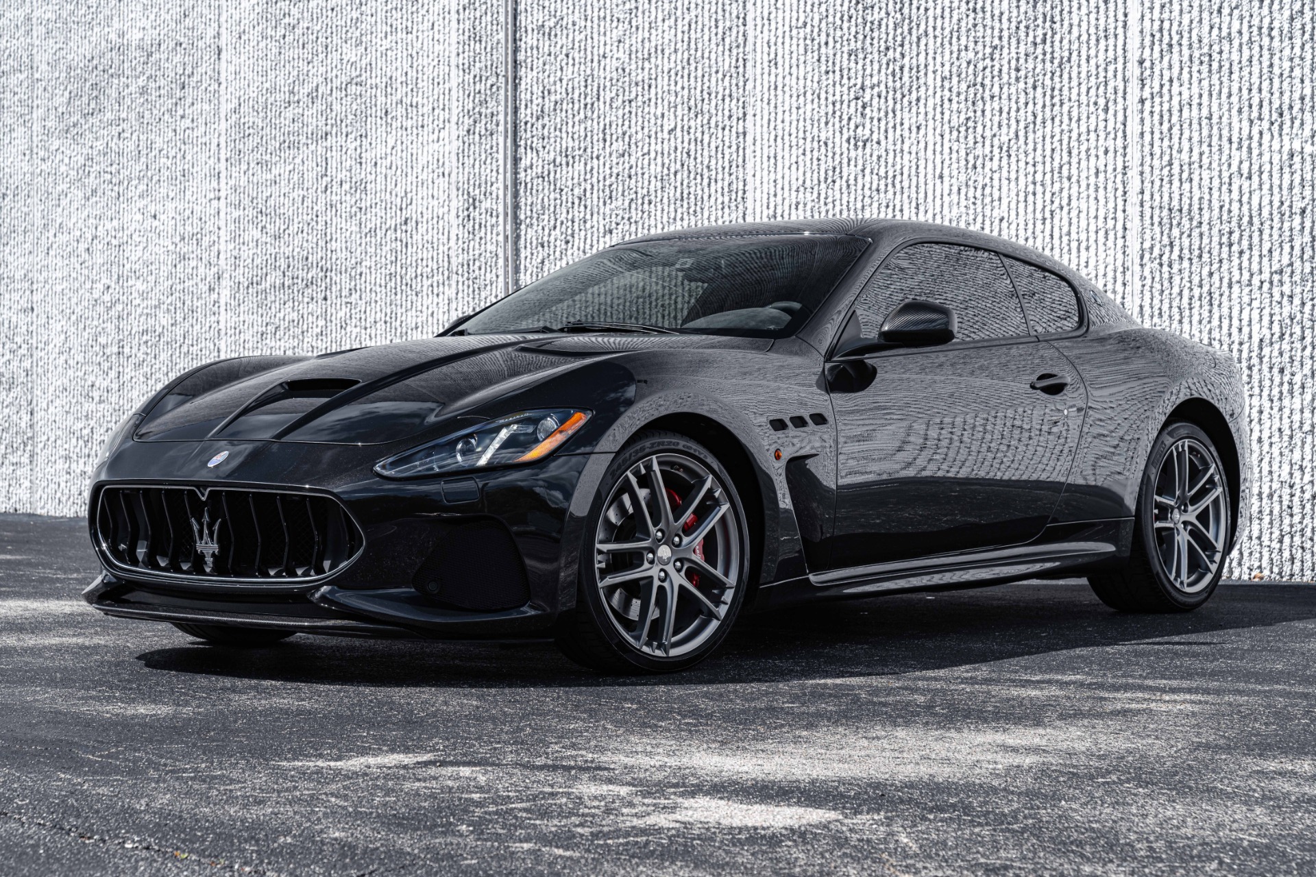 Used 2018 Maserati GranTurismo MC w/ a $182K MSRP, Exterior+ 