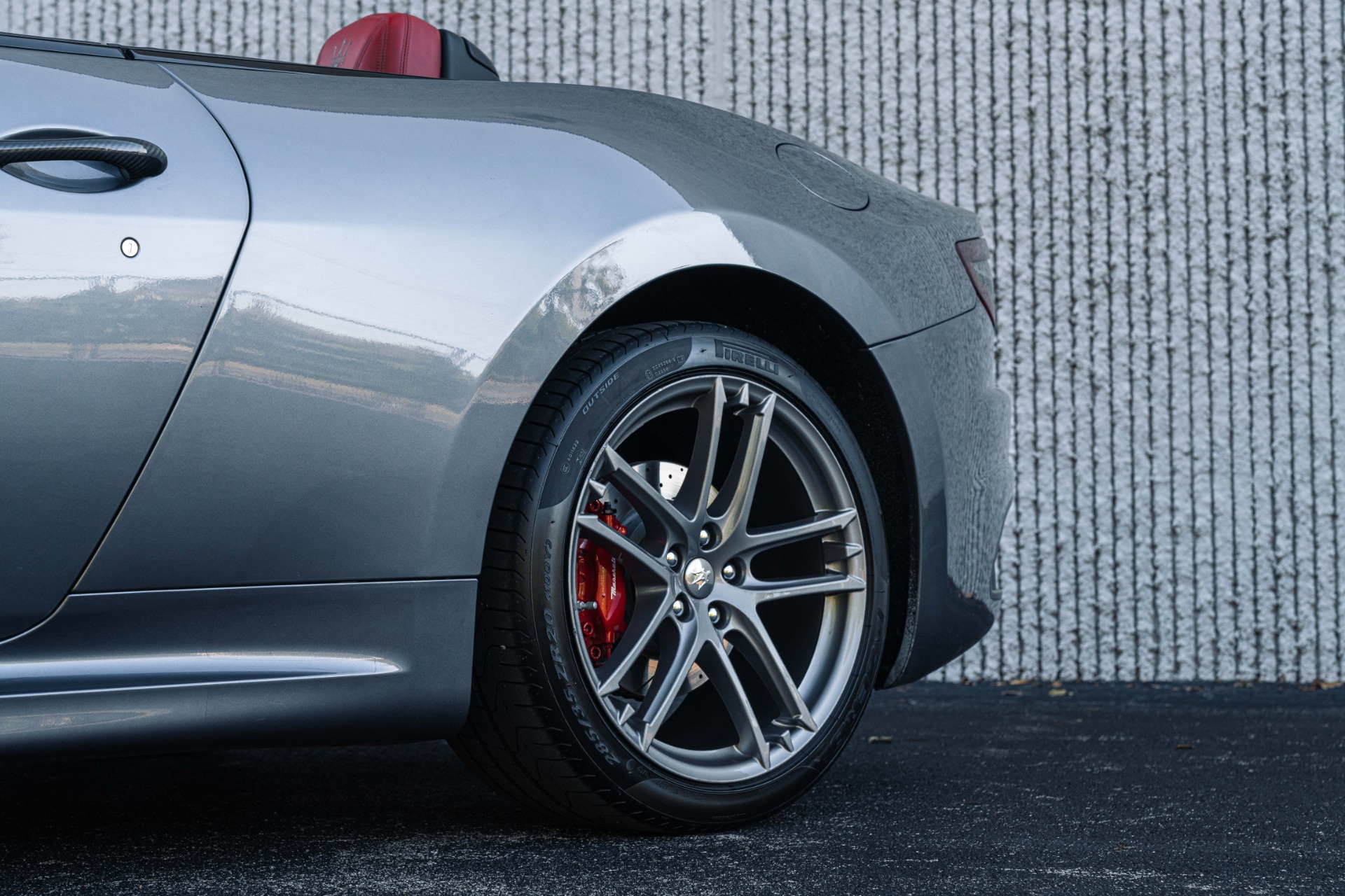 Used 2016 Maserati GranTurismo MC w/ a Rosso Corallo Interior + 