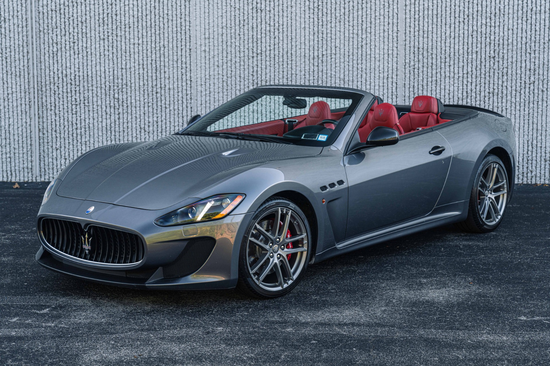 Used 2016 Maserati GranTurismo MC w/ a Rosso Corallo Interior + 