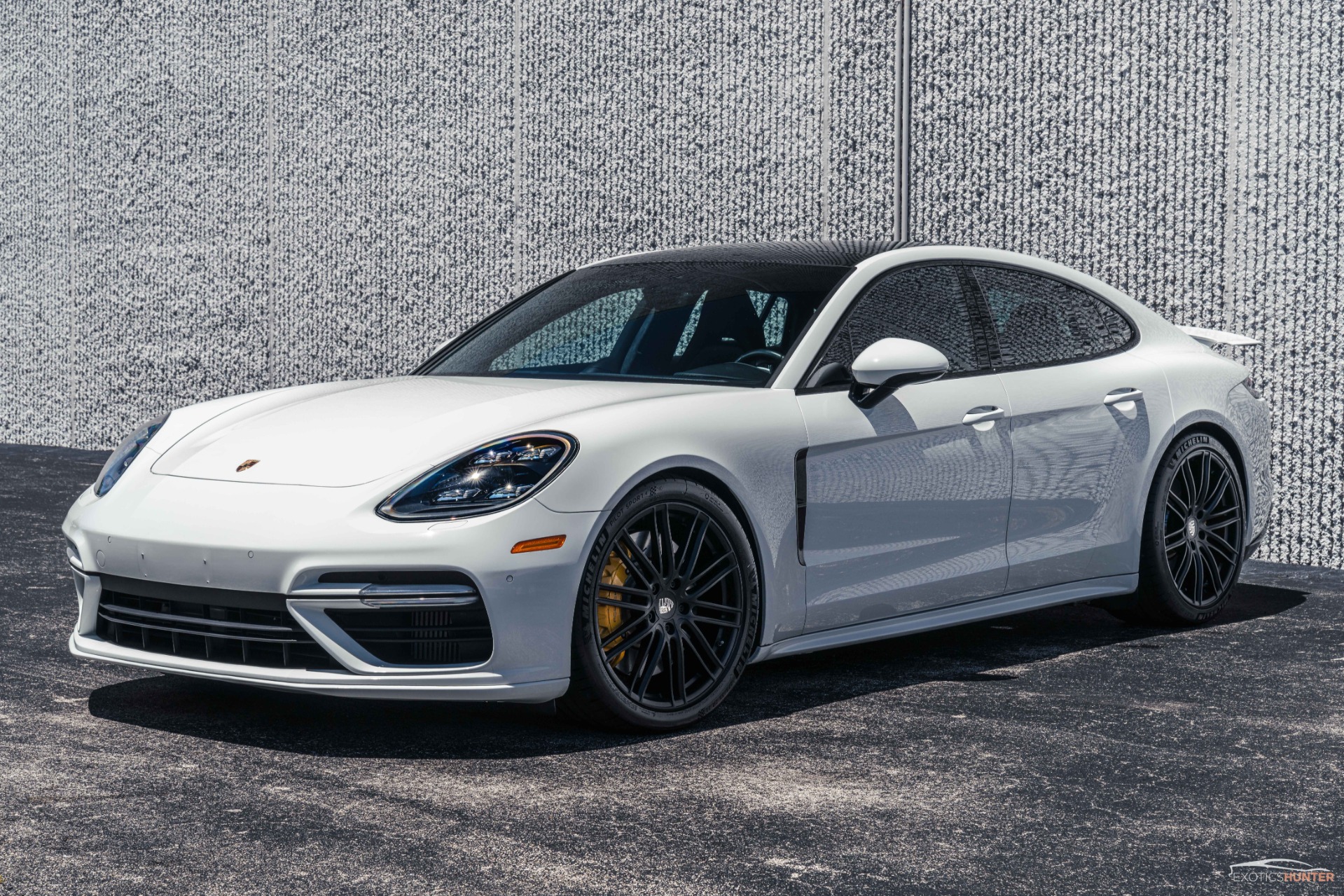 Full Hood & Fender + Mirror Kit | PORSCHE PANAMERA TURBO 2017 Full Hood & Fender + Mirror Kit | PORSCHE PANAMERA TURBO 2017
