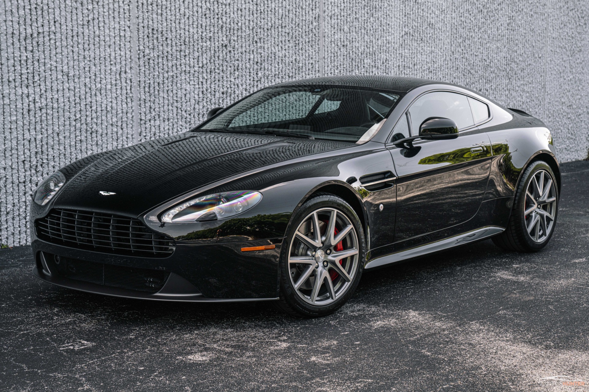 Used 2015 Aston Martin V8 Vantage GT 6-Speed LOW MILE with Carbon 
