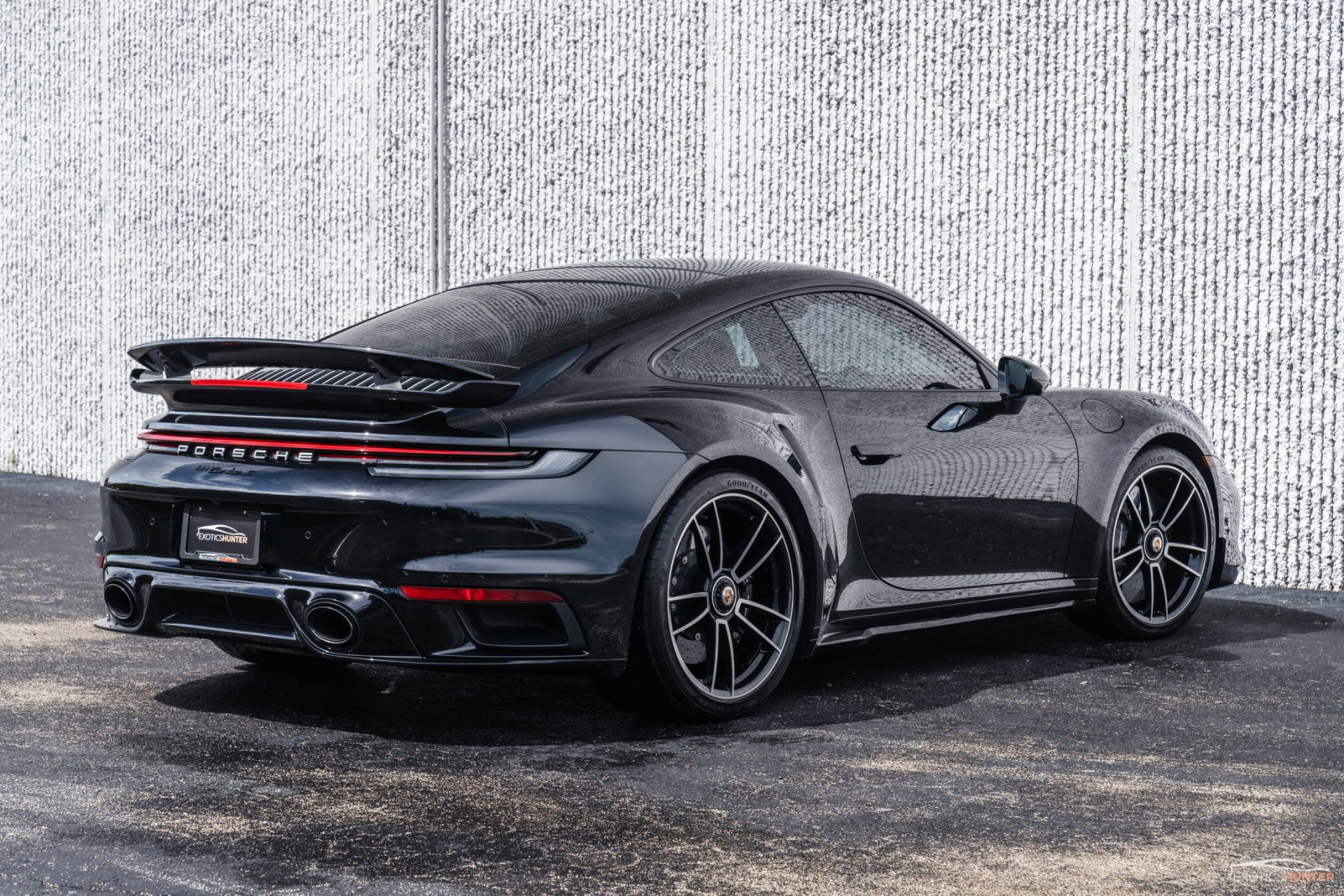 Used-2021-Porsche-911-Turbo-S-