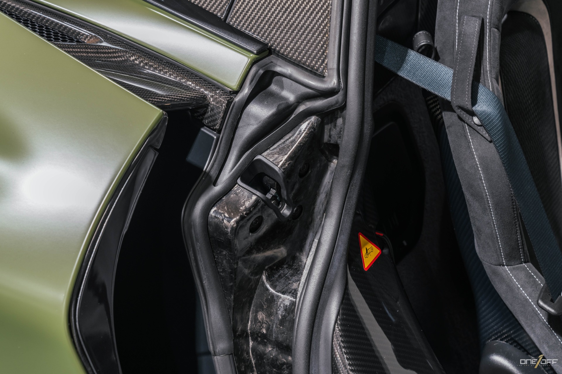 Used 2022 McLaren 765LT photo 25