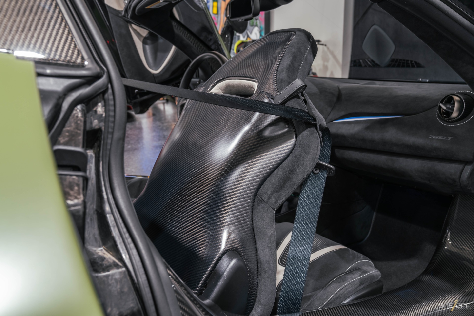 Used 2022 McLaren 765LT photo 26