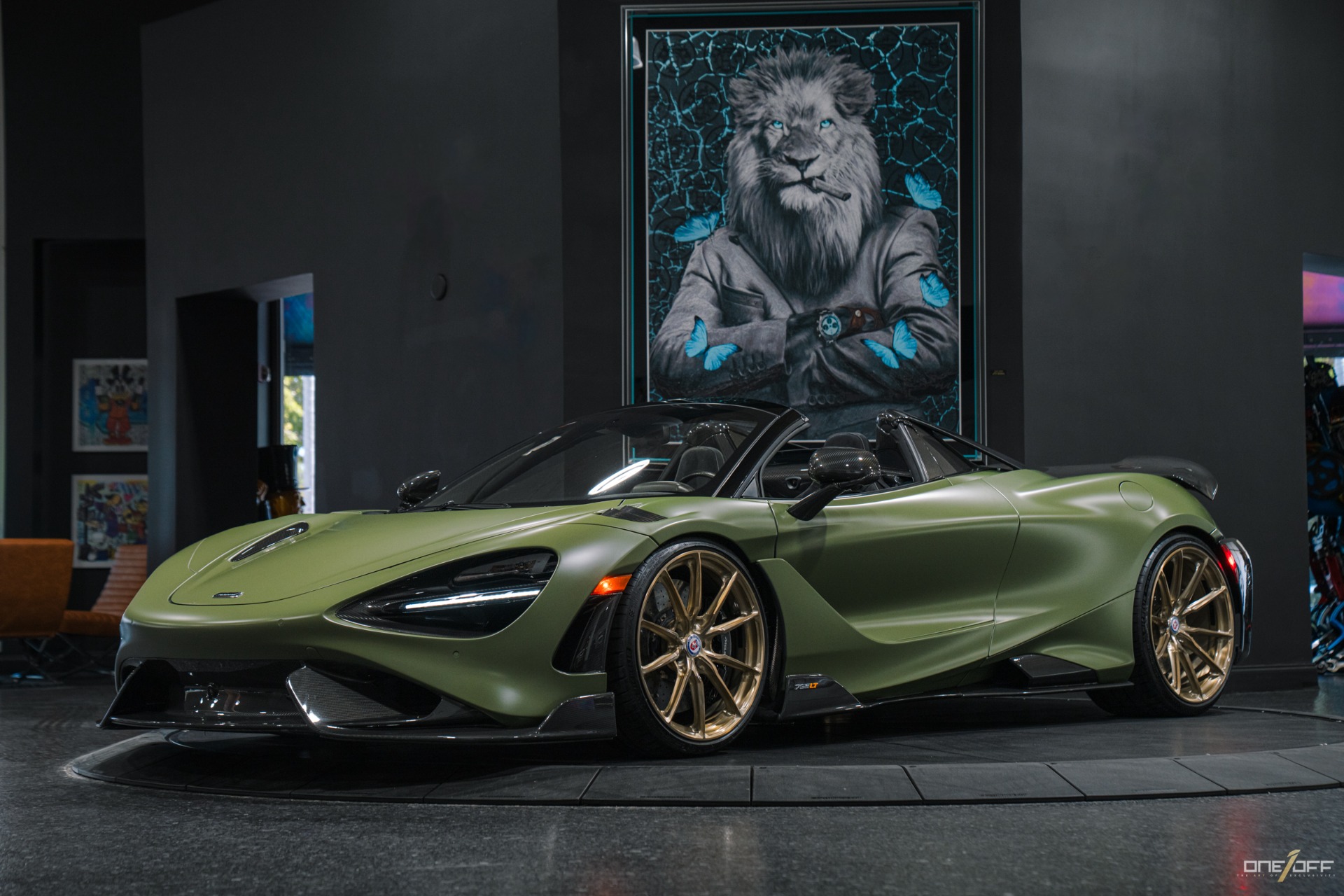 Used 2022 McLaren 765LT photo 35