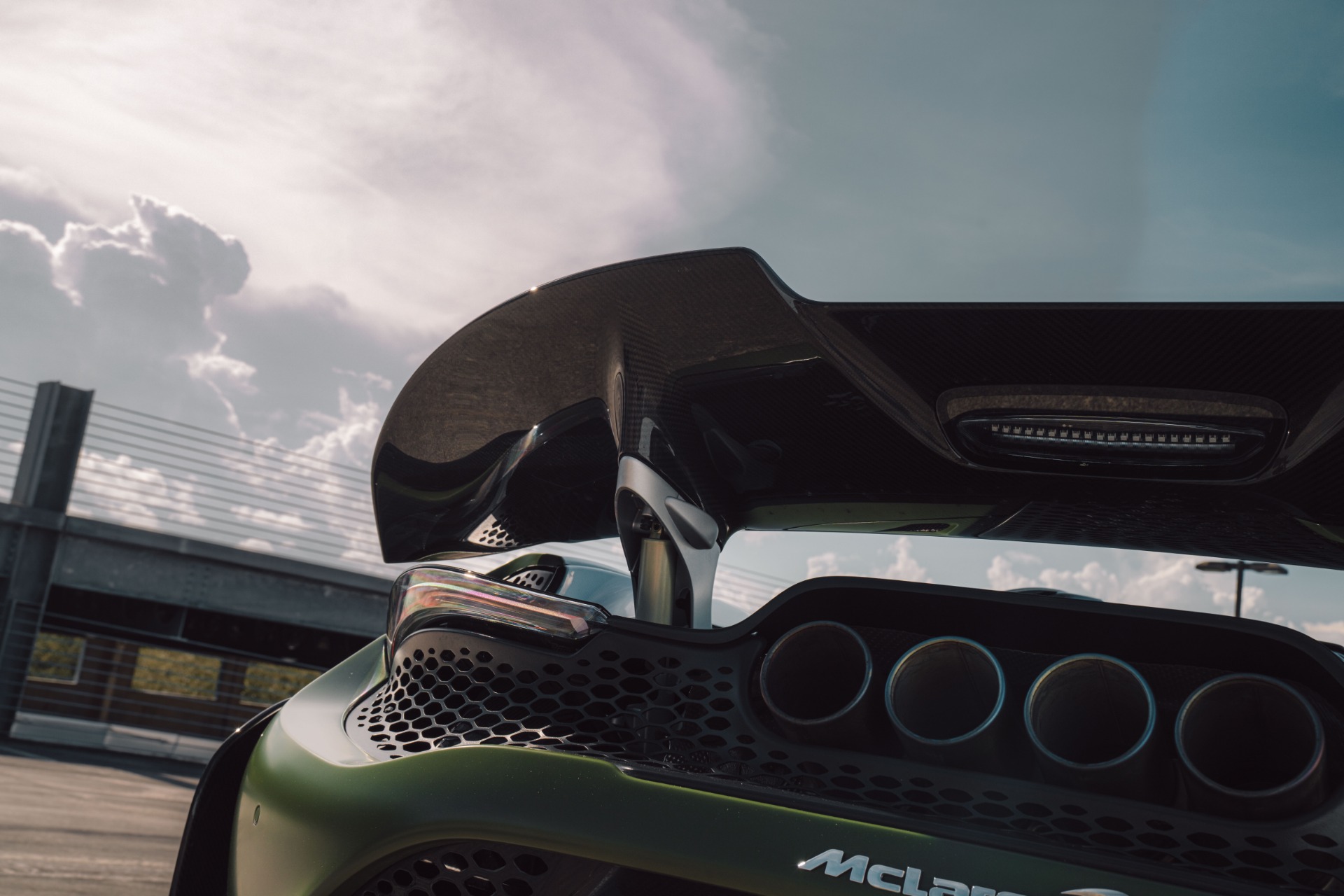 Used 2022 McLaren 765LT photo 77