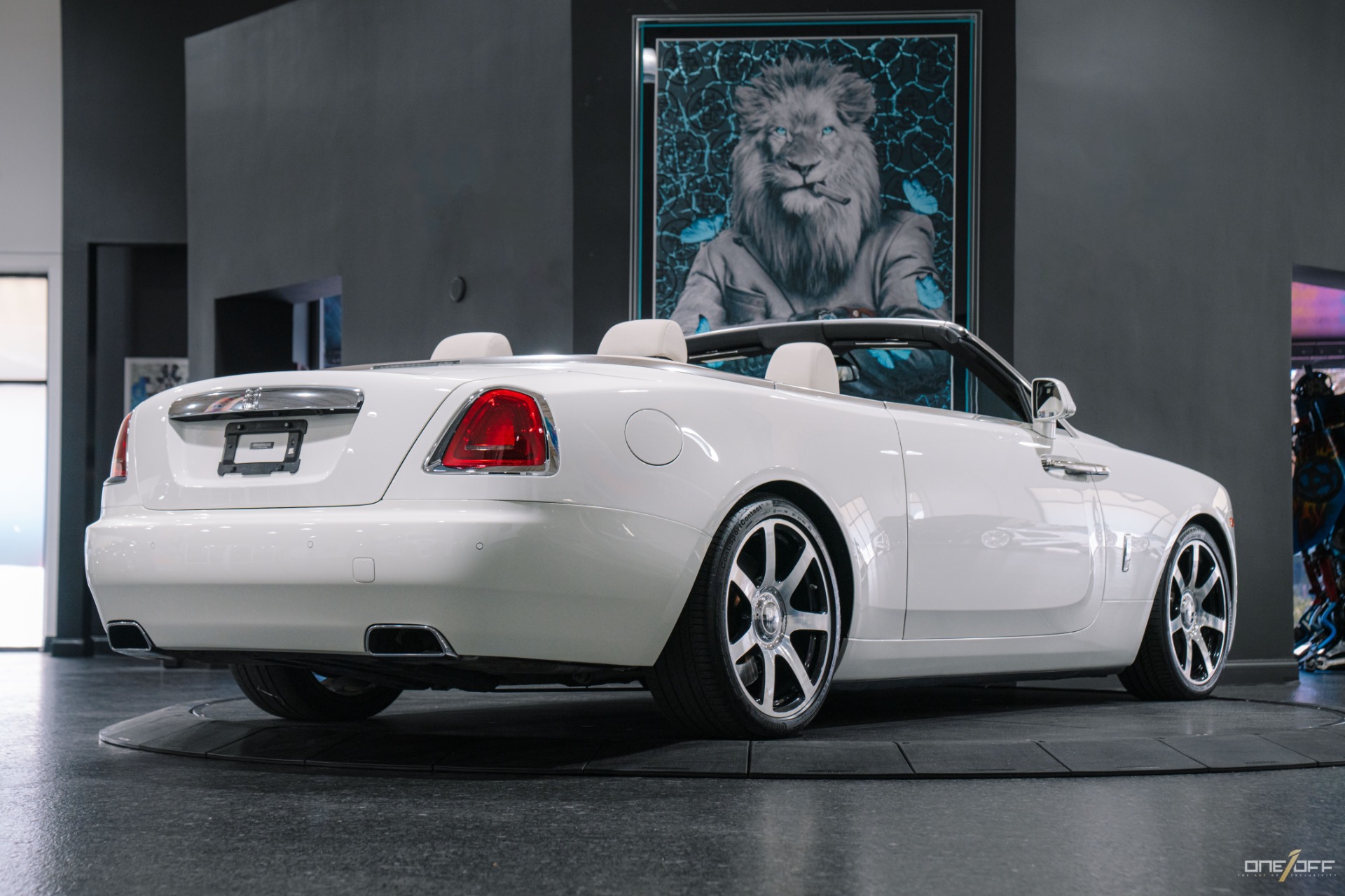 Used 2016 Rolls-Royce Dawn White/White For Sale (Sold