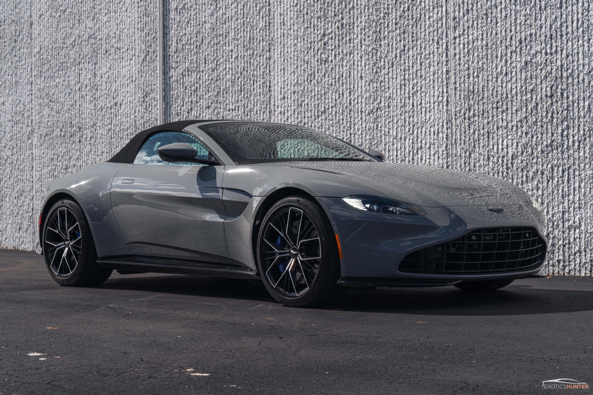 Used 2021 Aston Martin Vantage Convertible in China Grey w/ Blue