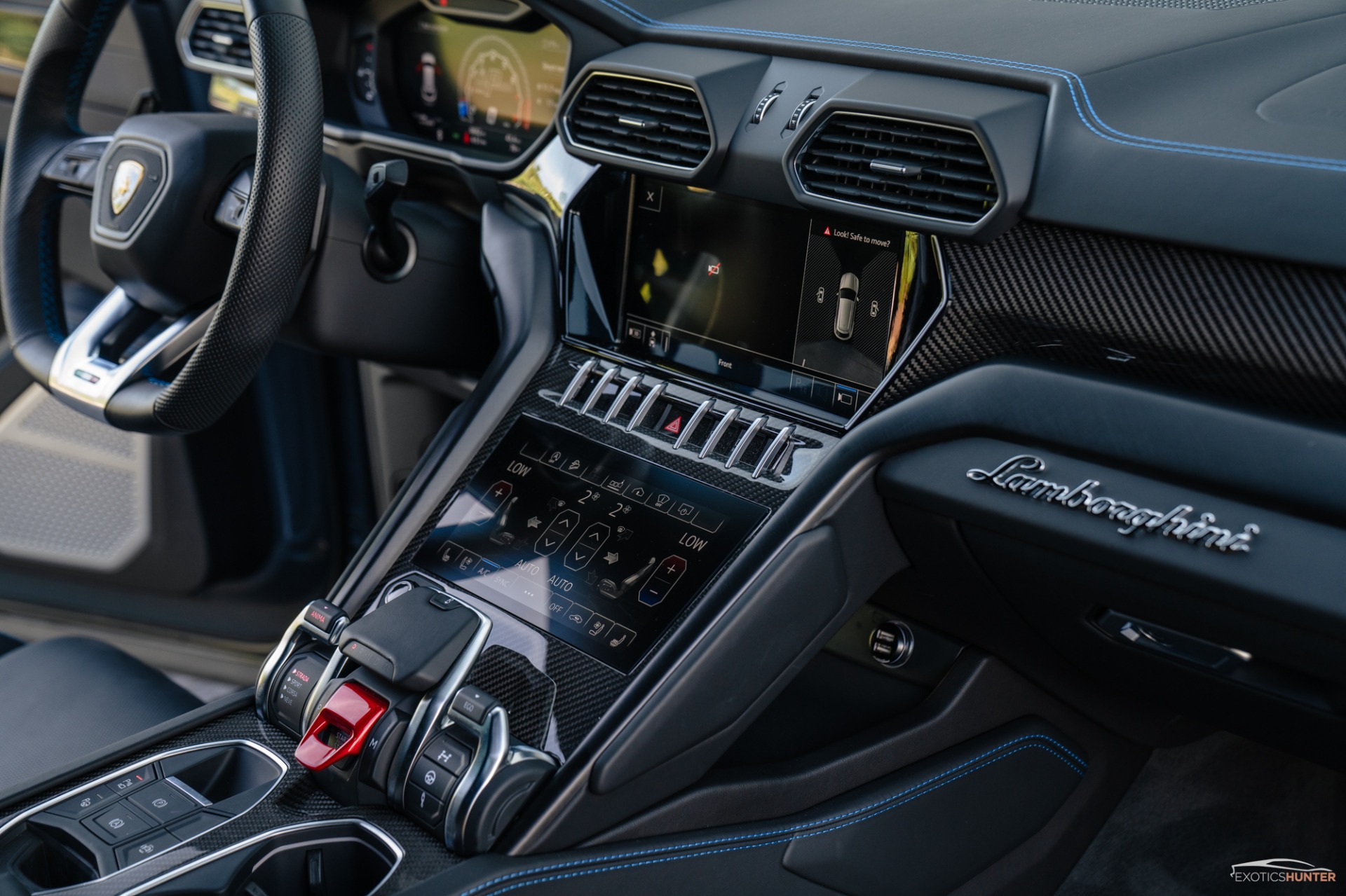 Used 2021 Lamborghini Urus in Grigio Telesto with Bang & Olufsen 