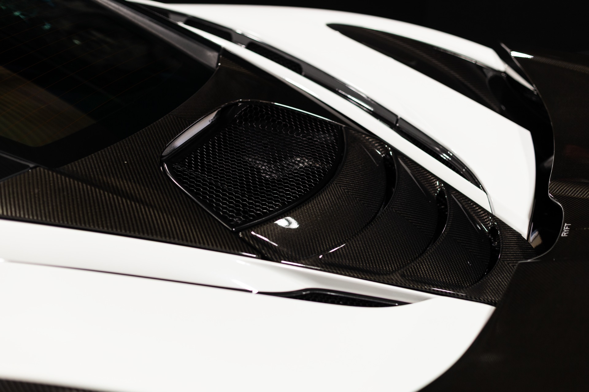 Used 2018 McLaren 720S Performance : RYFT Carbon Kit. OVER